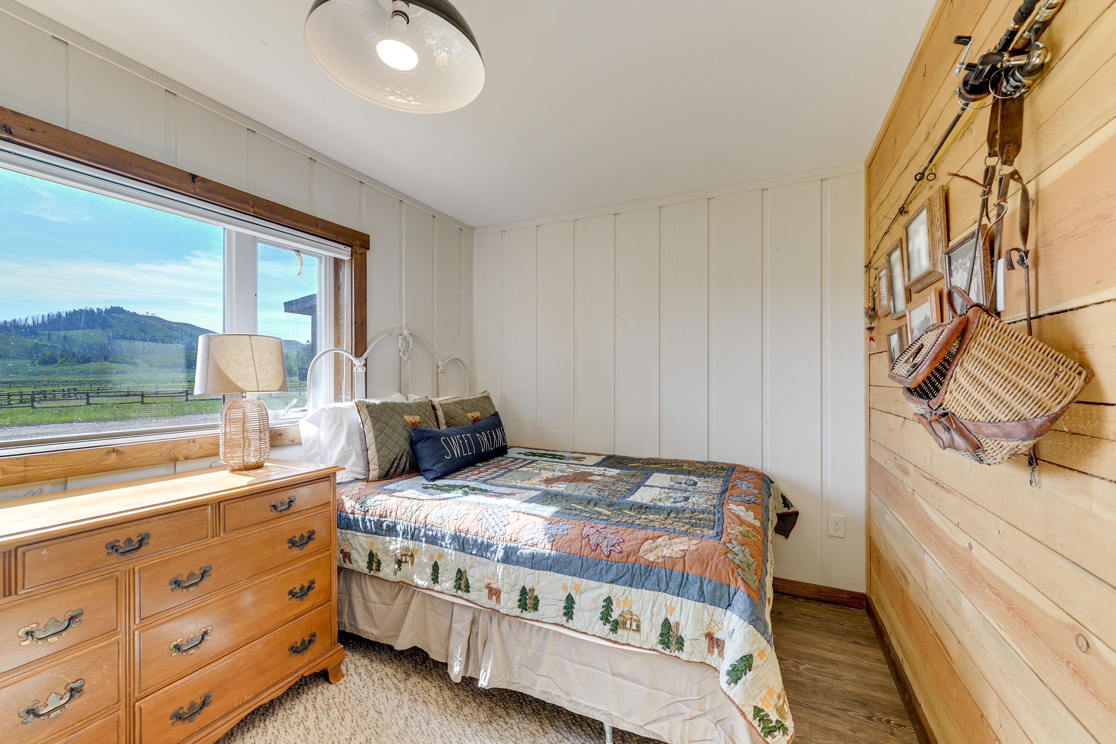 Bedroom 2 | Queen Bed | Twin Bunk Bed