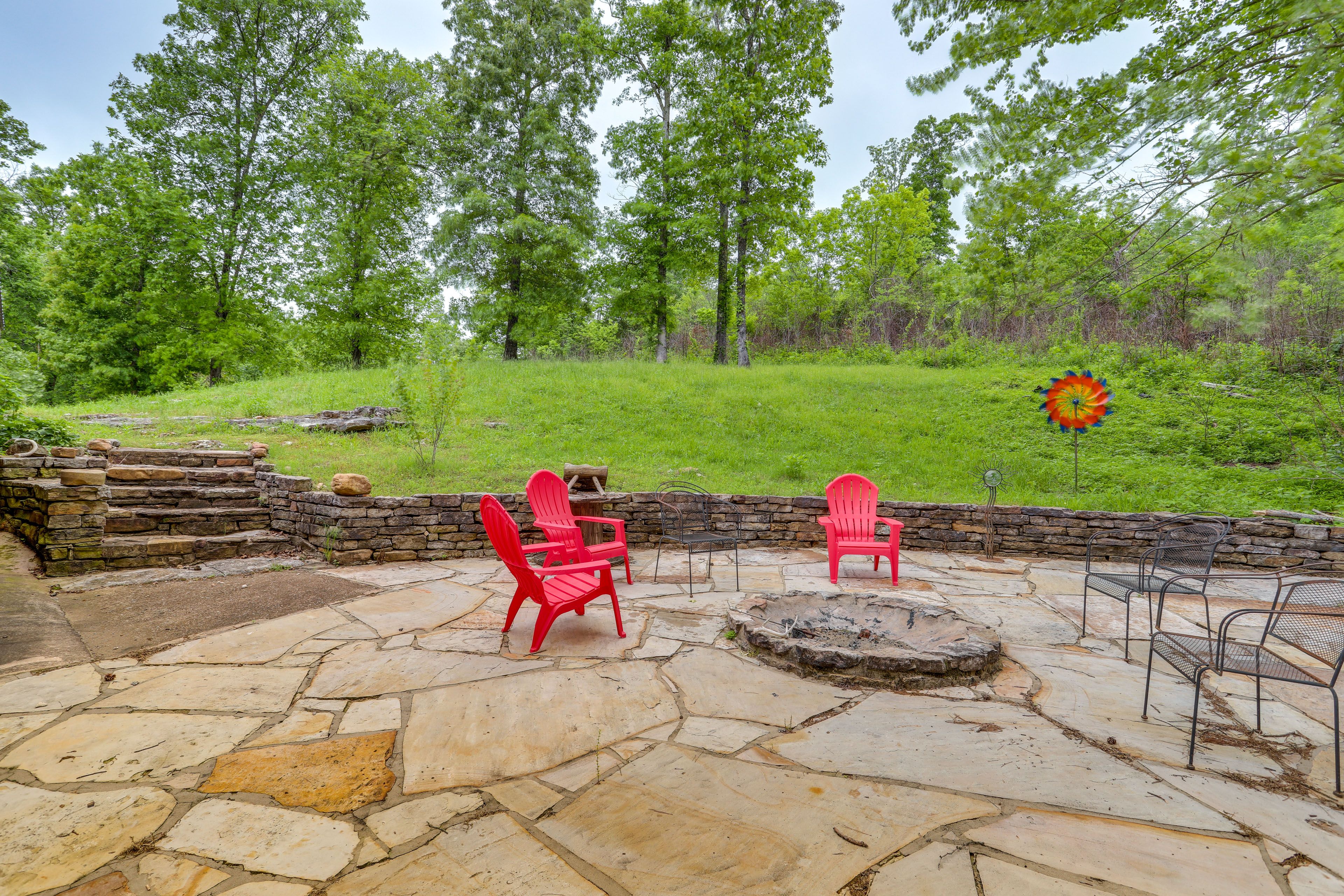Outdoor Space | Fire Pit | BBQ Grill | Ample Seating