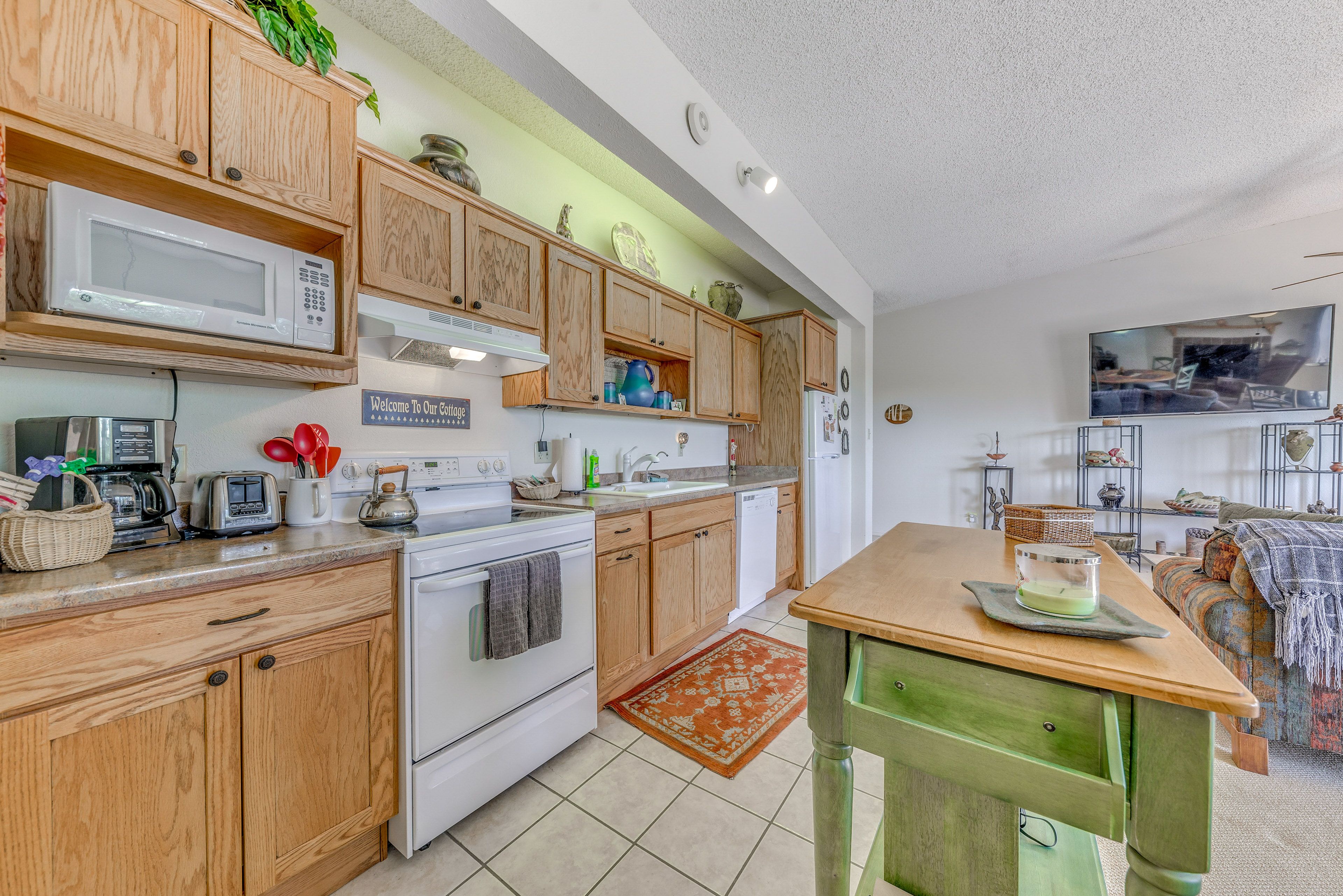 Kitchen | Dishwasher