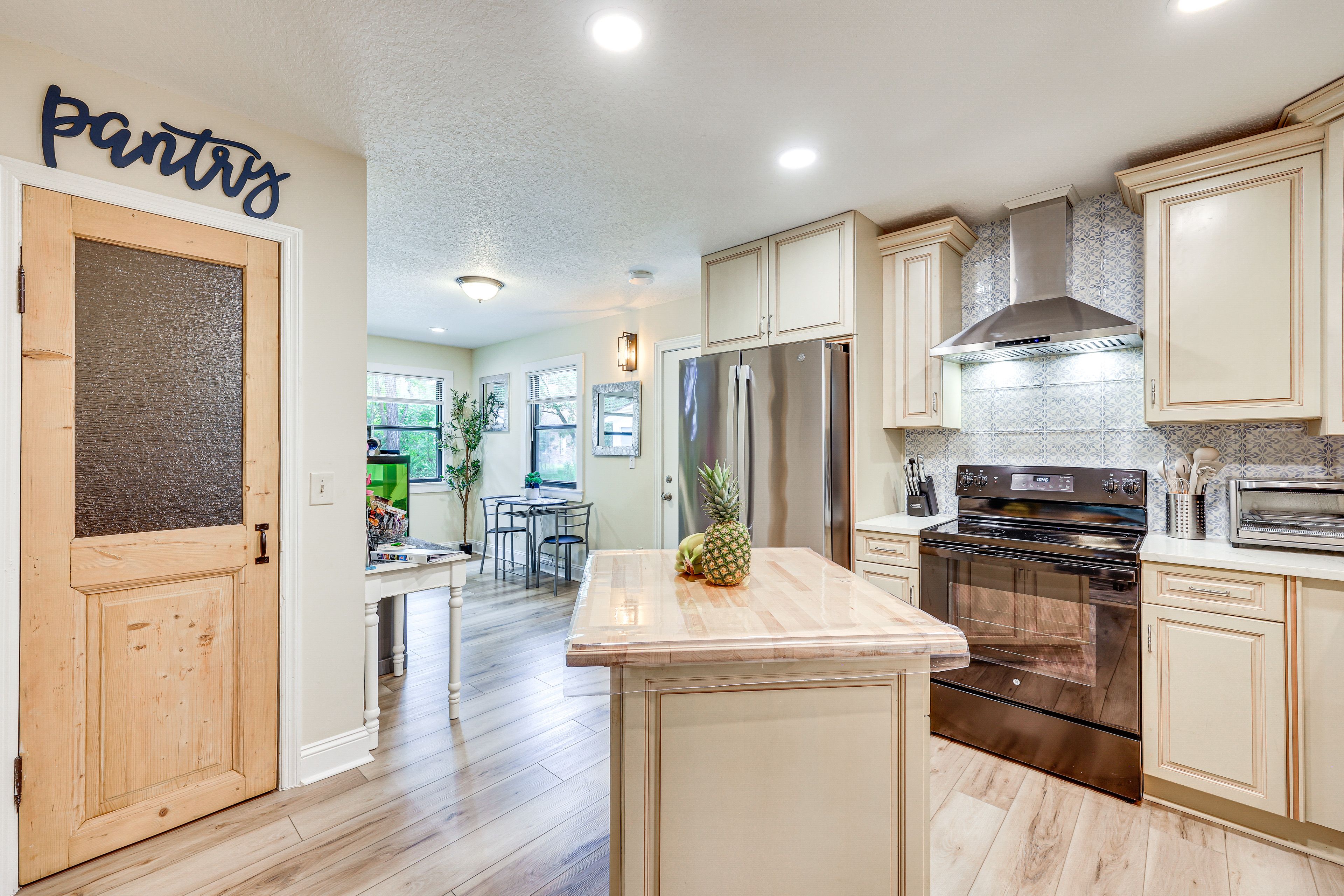 Fully Equipped Kitchen | 1st Floor