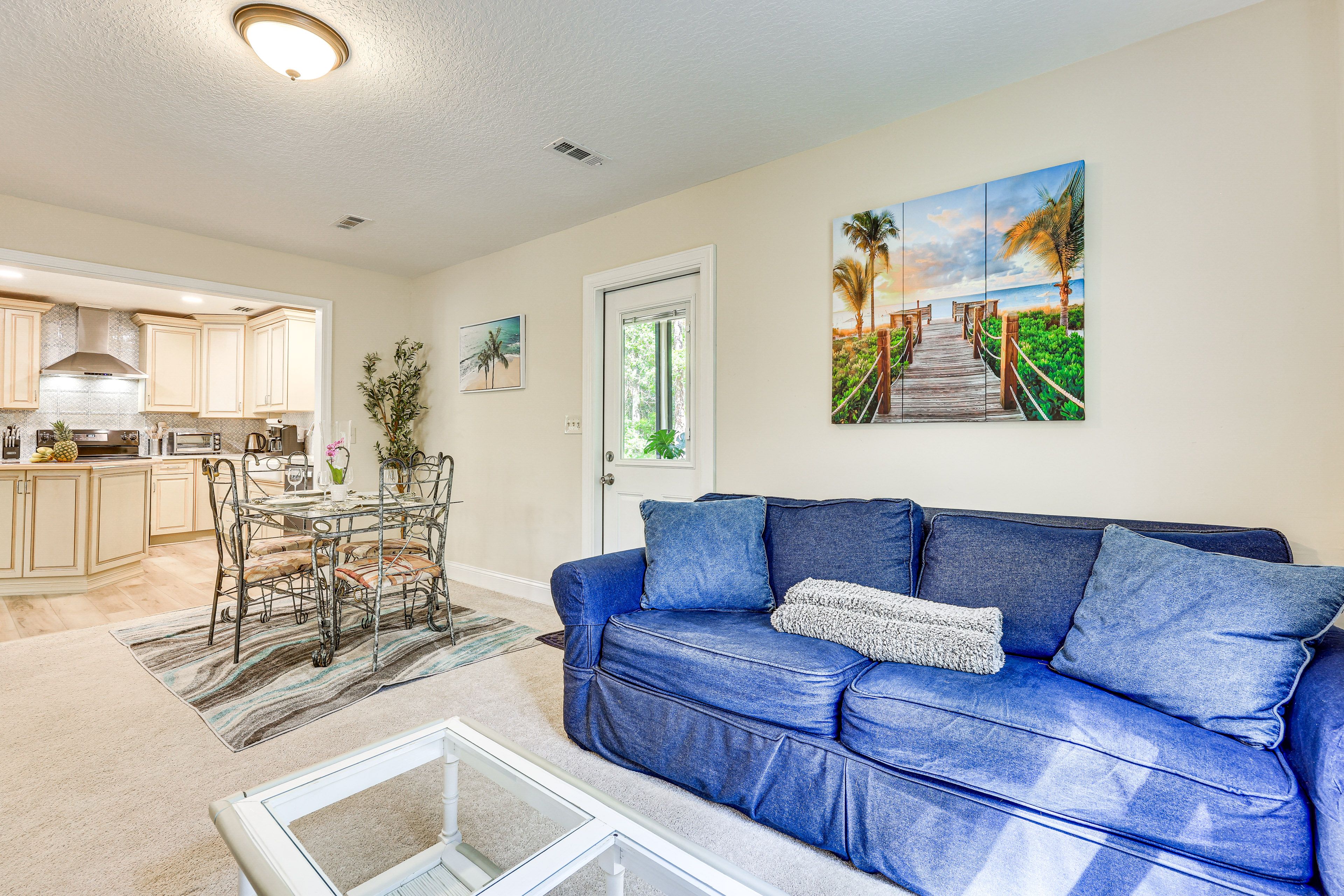 Living Room | Queen Sleeper Sofa | 1st Floor