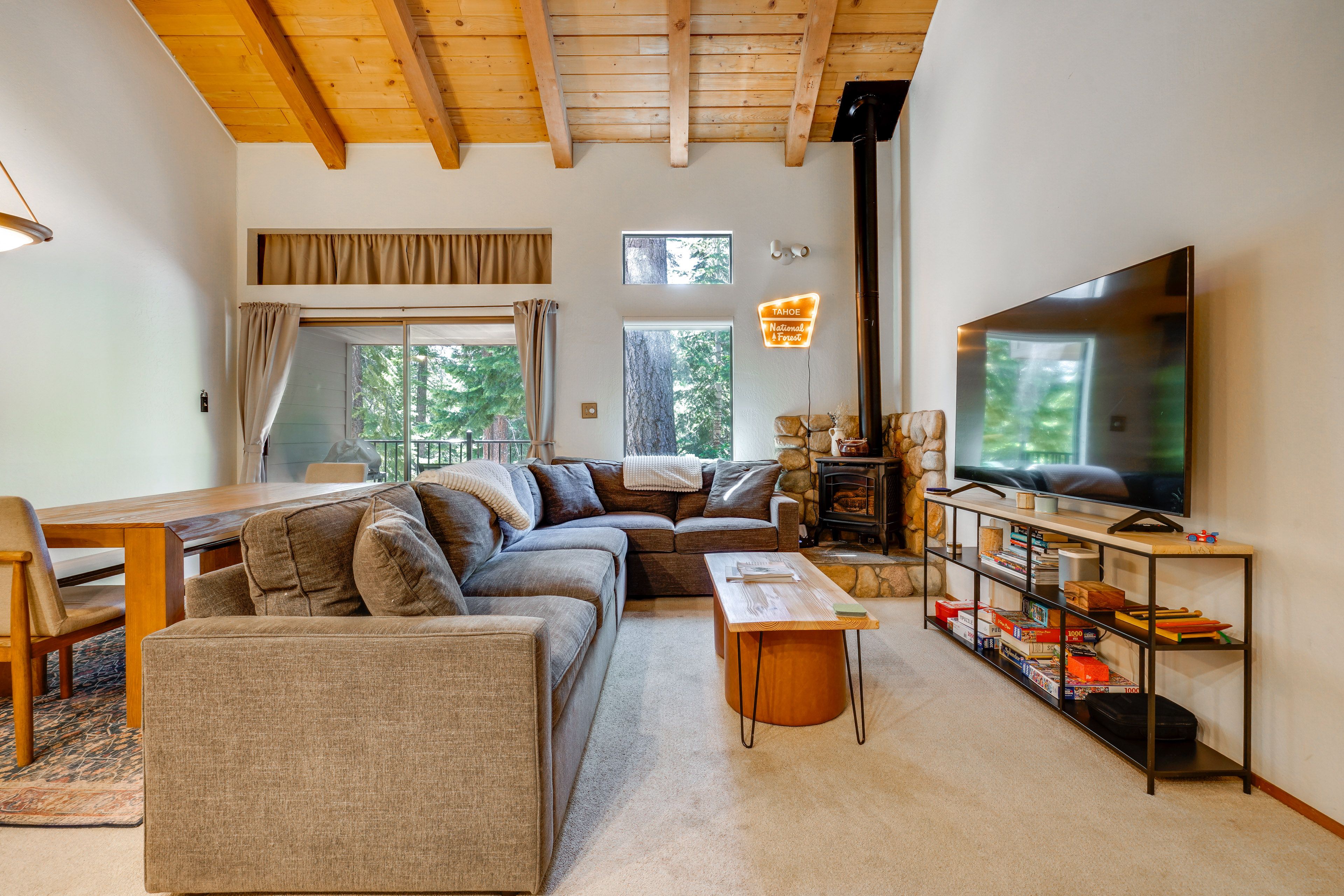 Living Room | 2nd Floor | Free WiFi