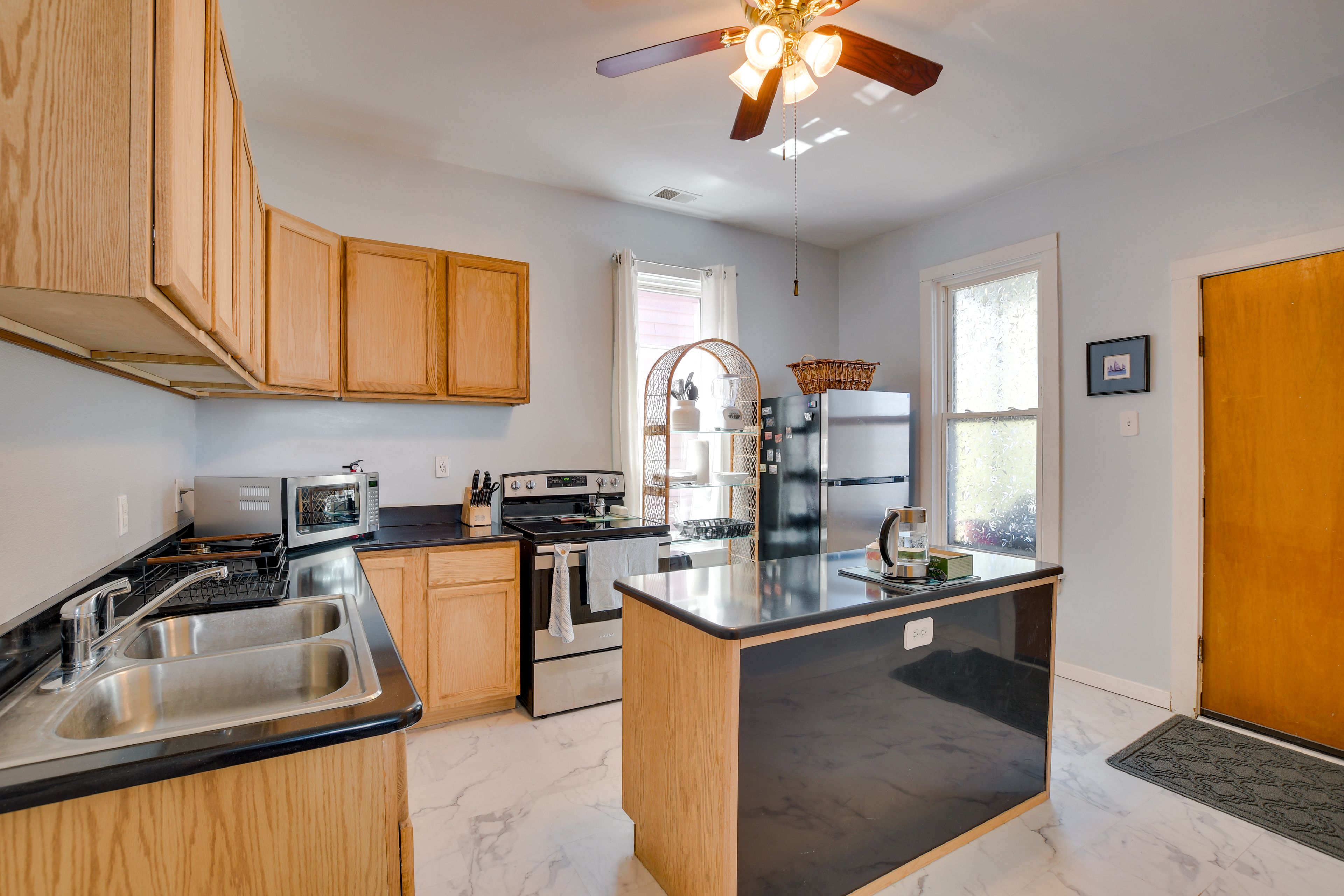 Kitchen | Drip Coffee Maker | Dishwasher | Cooking Basics