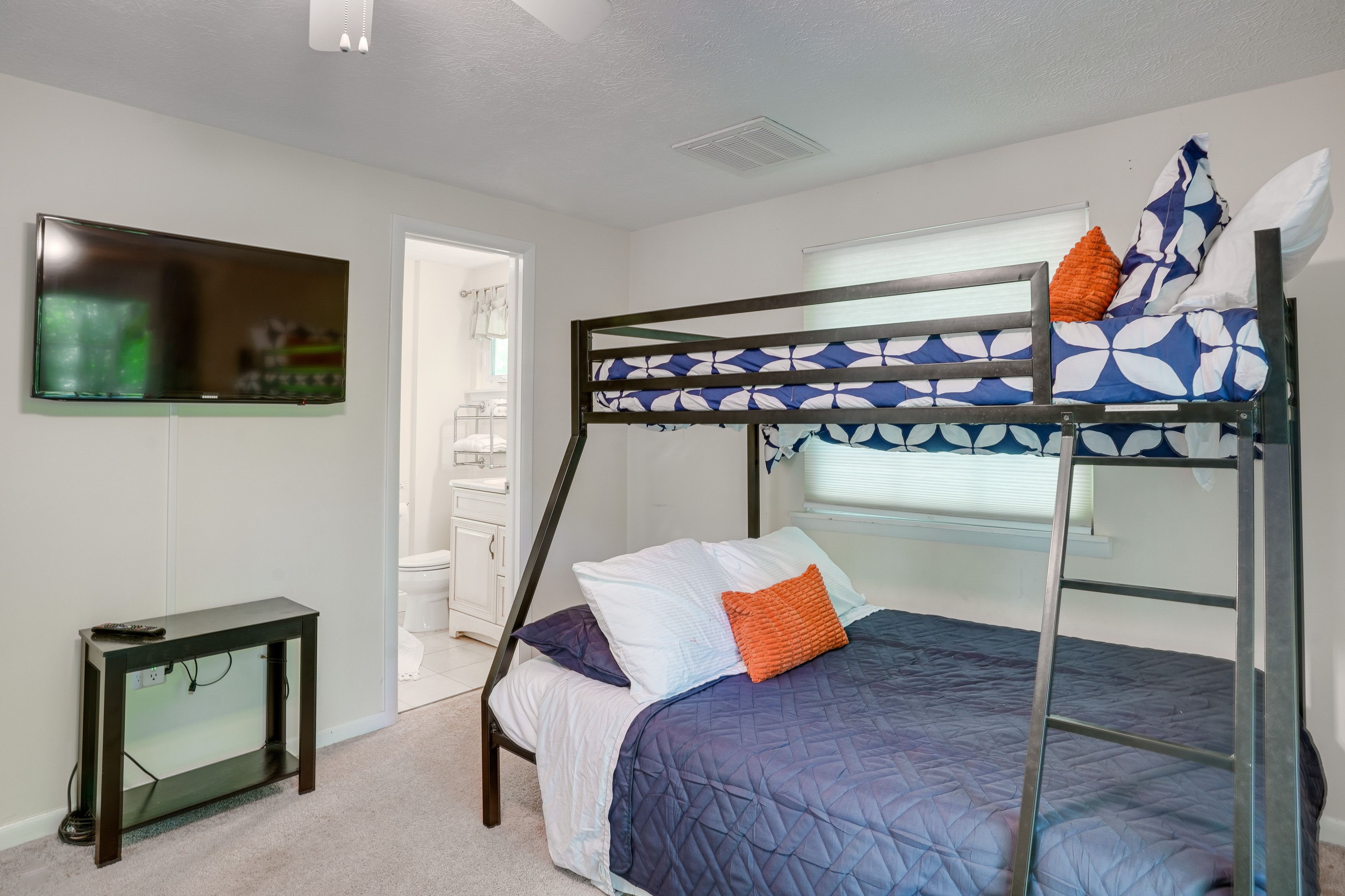 Bedroom 4 | 2 Twin/Full Bunk Beds | 2nd Floor