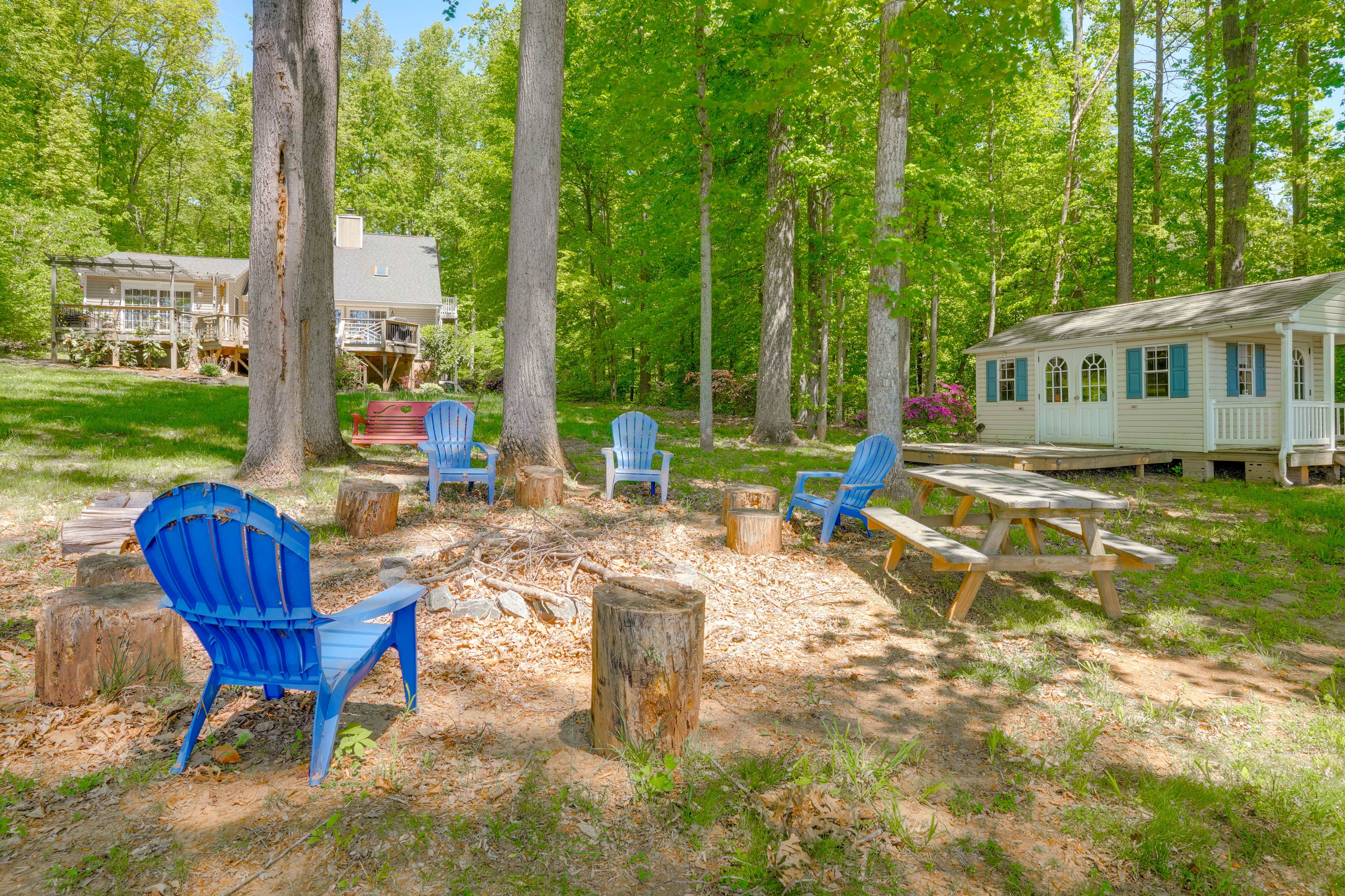 Fire Pit Area | Swinging Bench