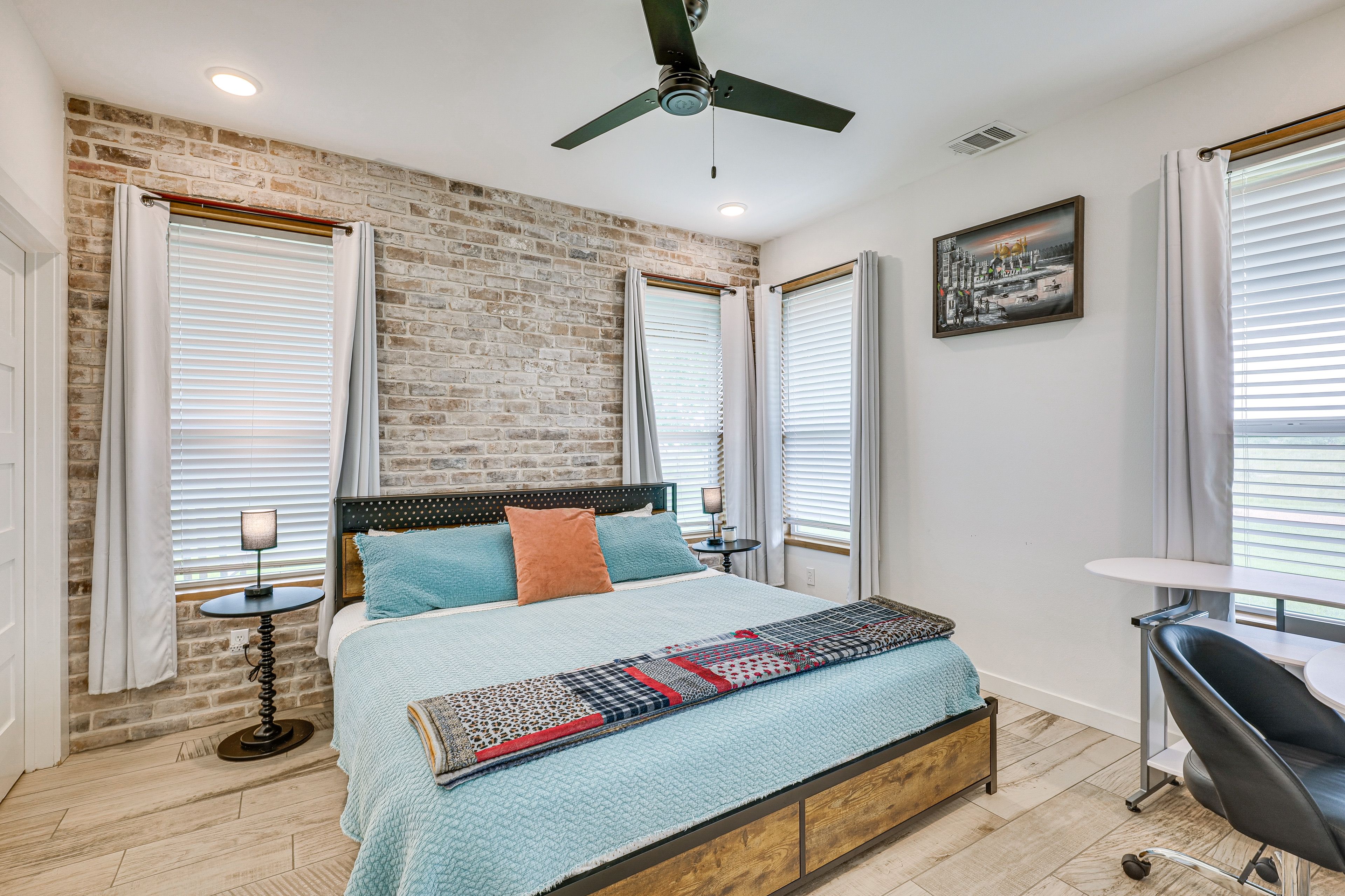 Bedroom 1 | 1st Floor | King Bed | Smart TV | Linens Provided