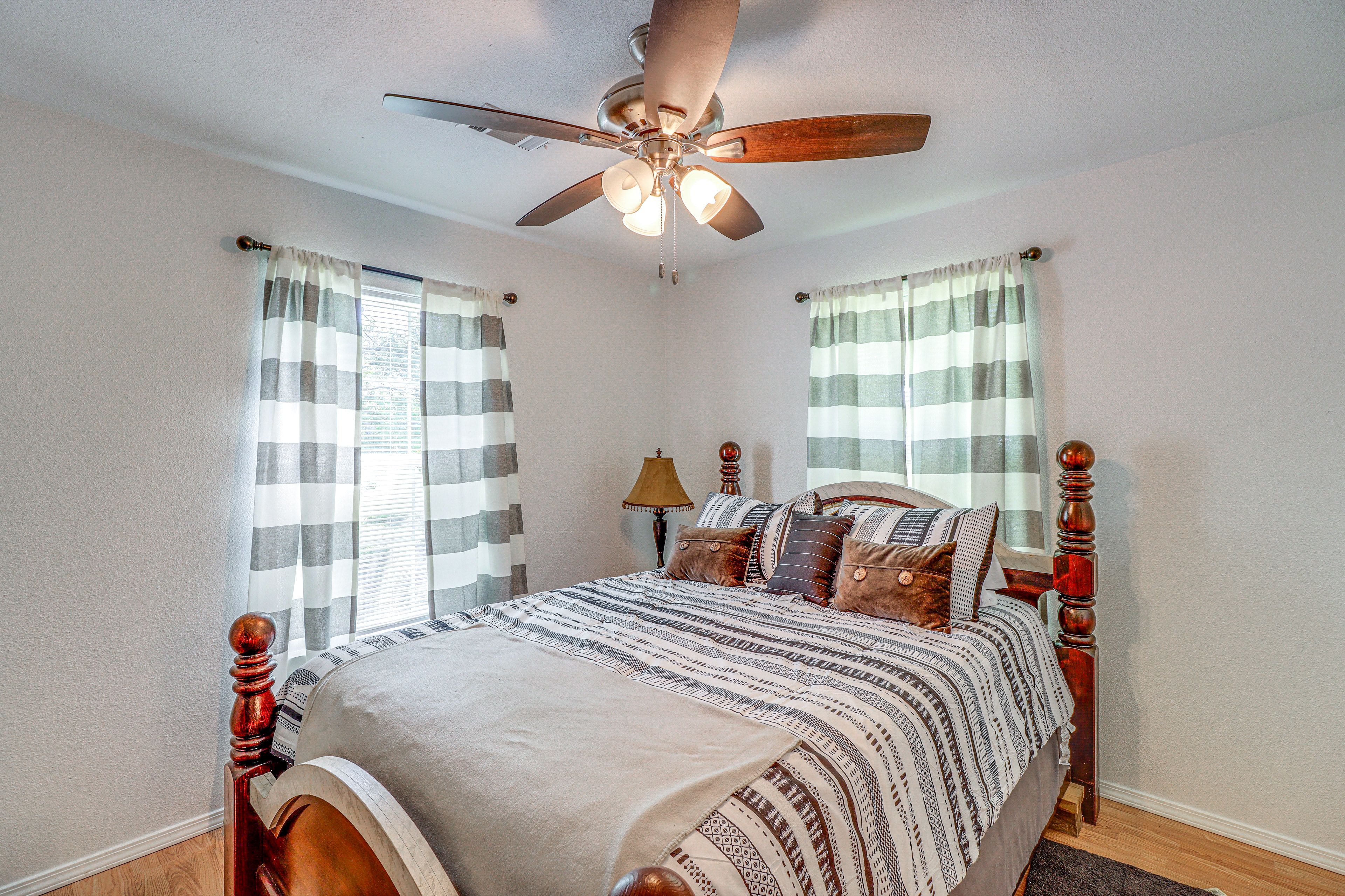 Bedroom 1 | Queen Bed | Linens Provided