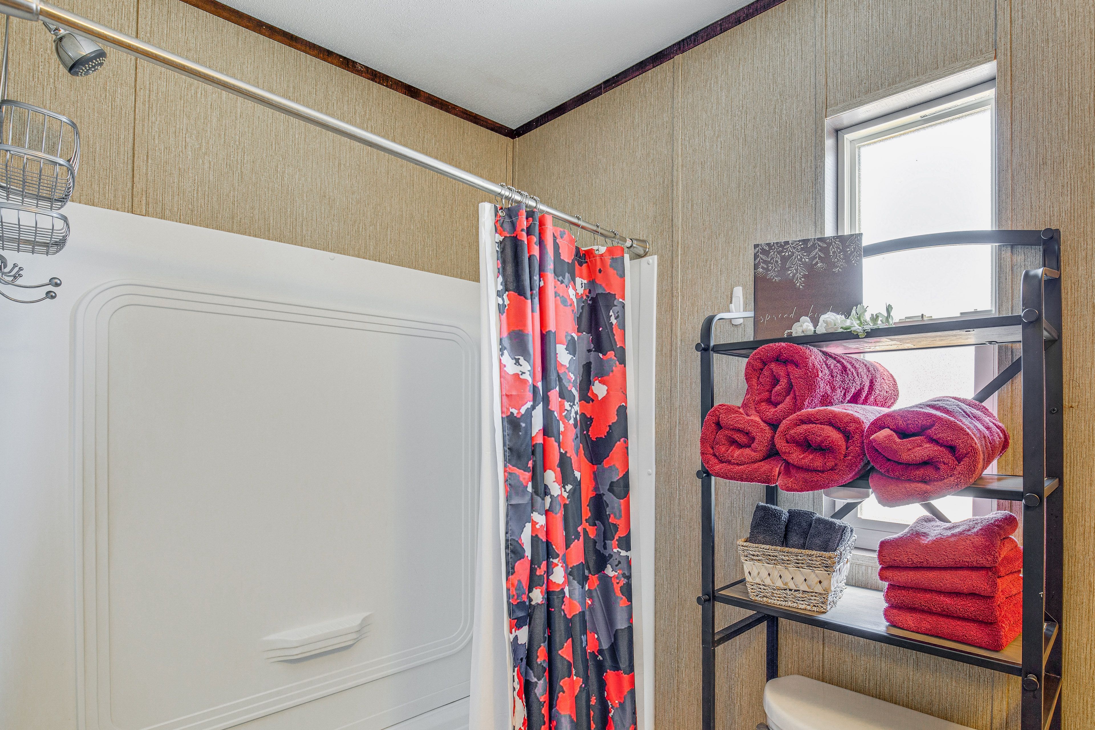 Full Bath | Towels | Hair Dryer