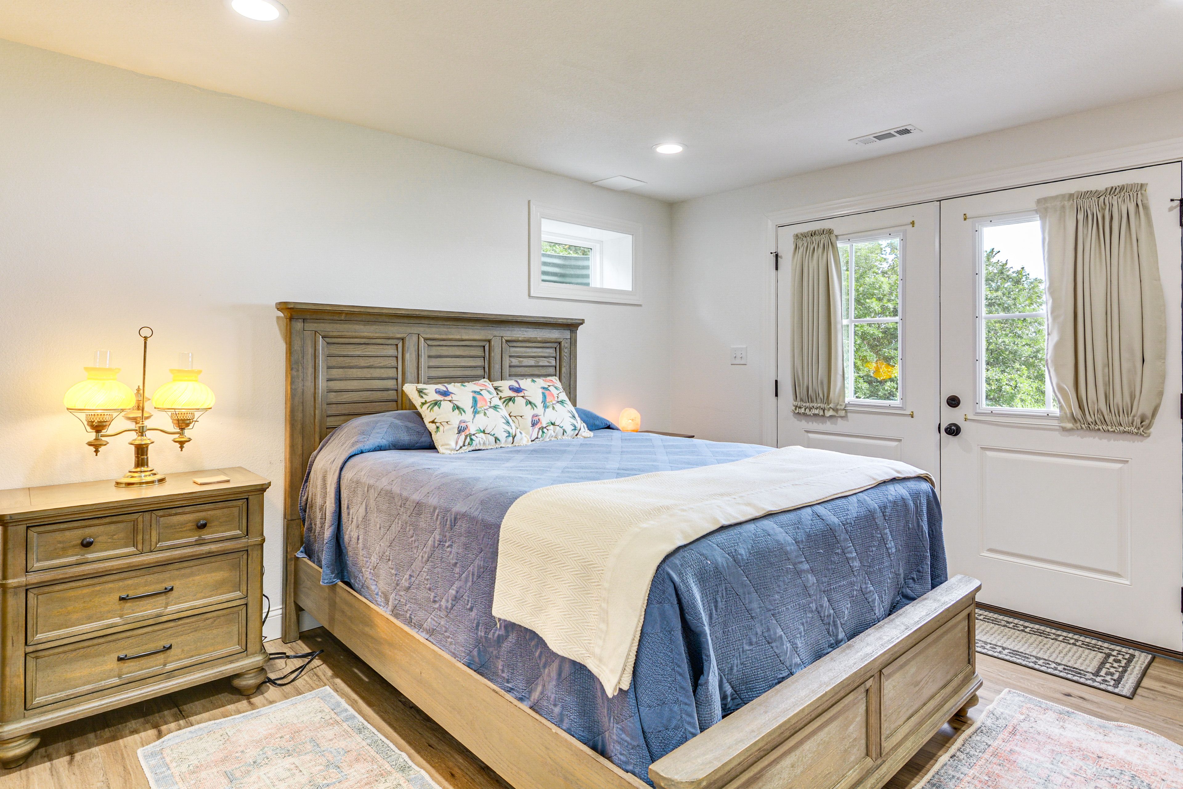 Bedroom 3 | Queen Bed