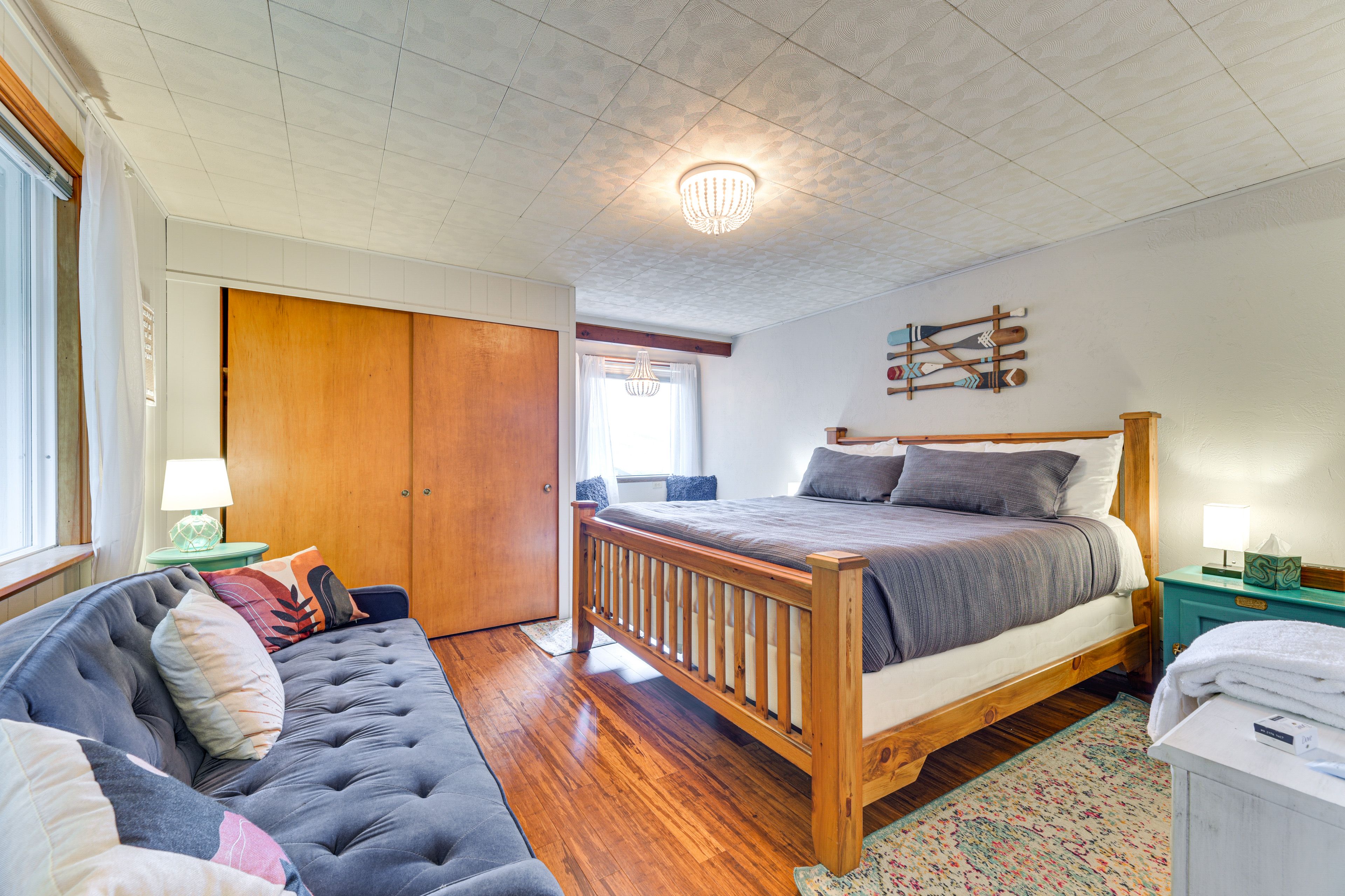 Bedroom 1 | 1st Floor | King Bed | Linens Provided | En-Suite Bathroom