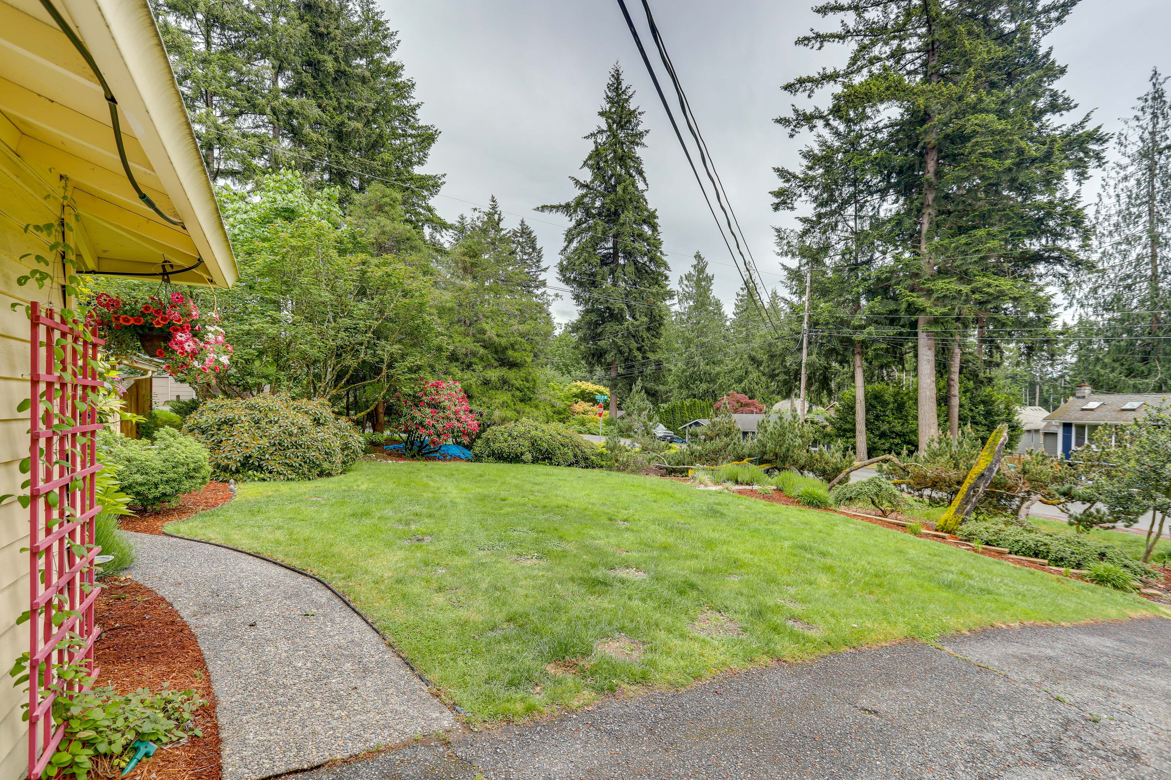 House Exterior | Private Yard