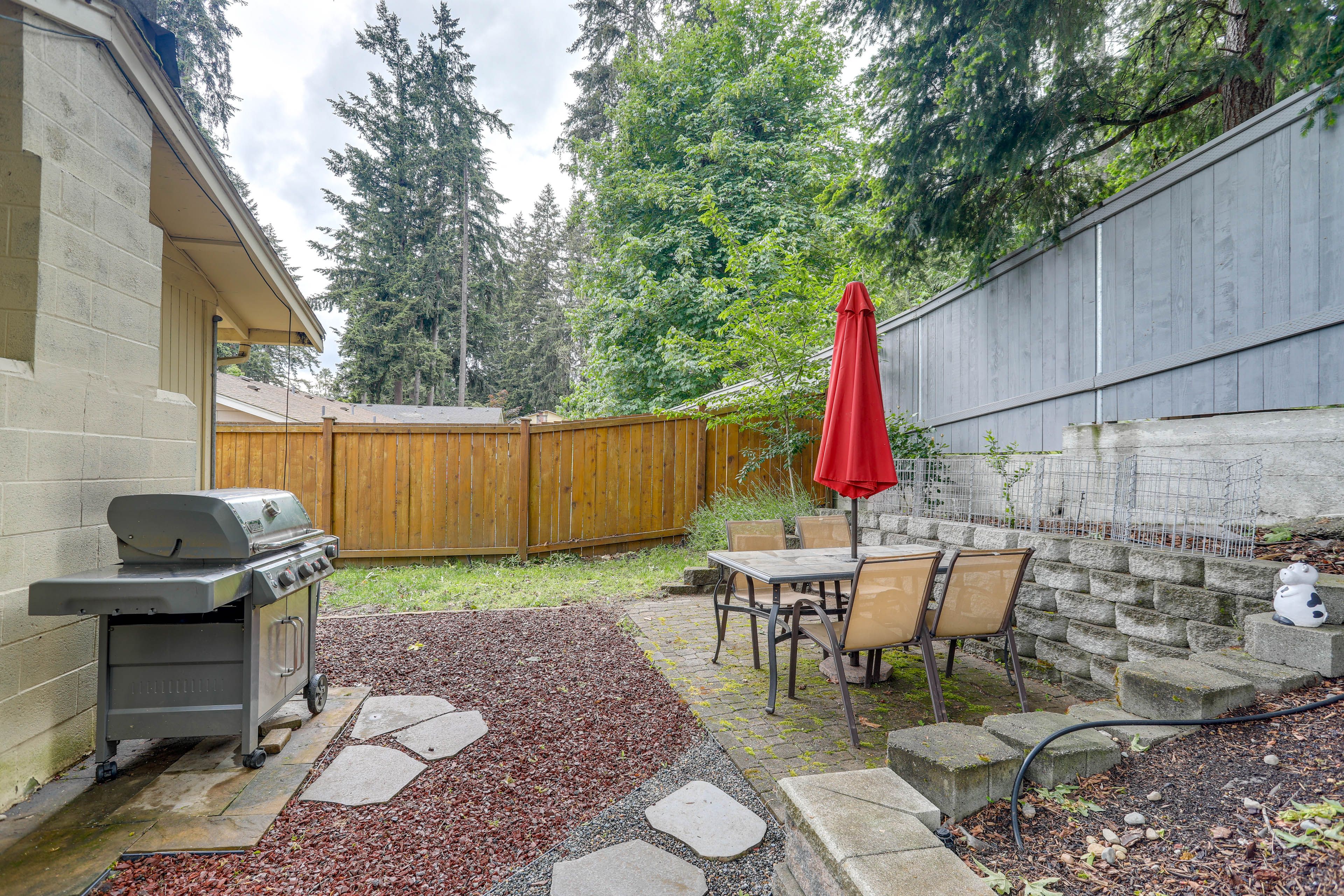 House Exterior | Furnished Patio | Dining Area | Gas Grill