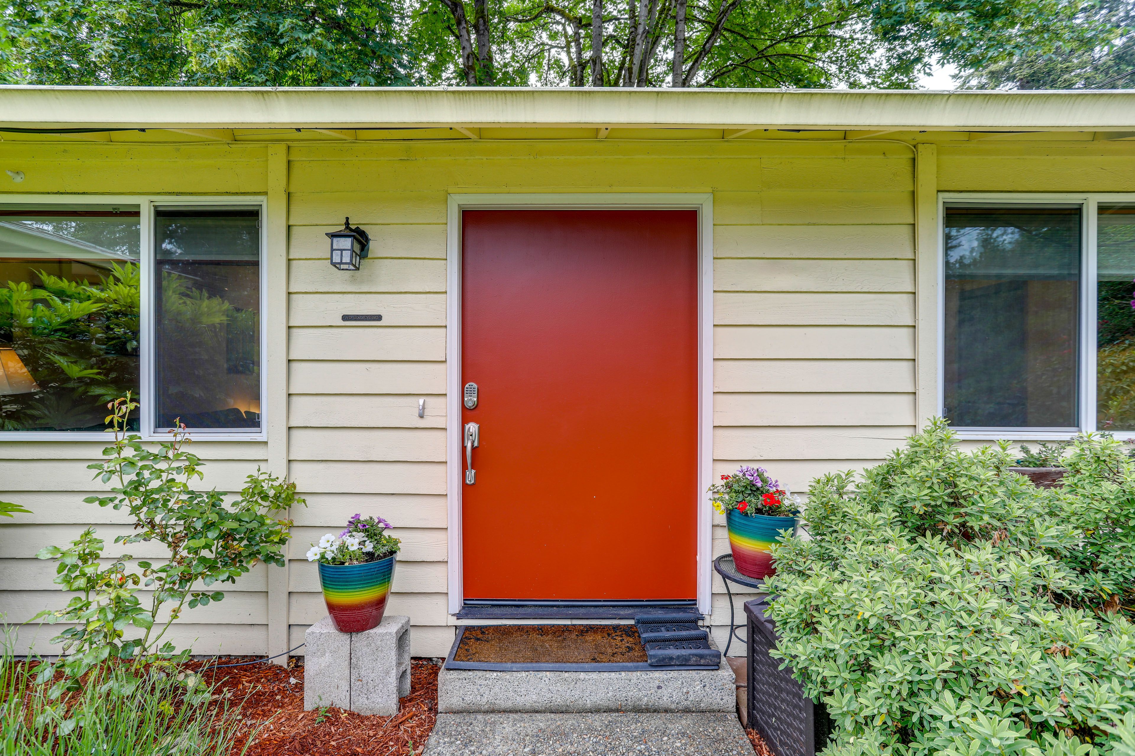 House Exterior | Keyless Entry
