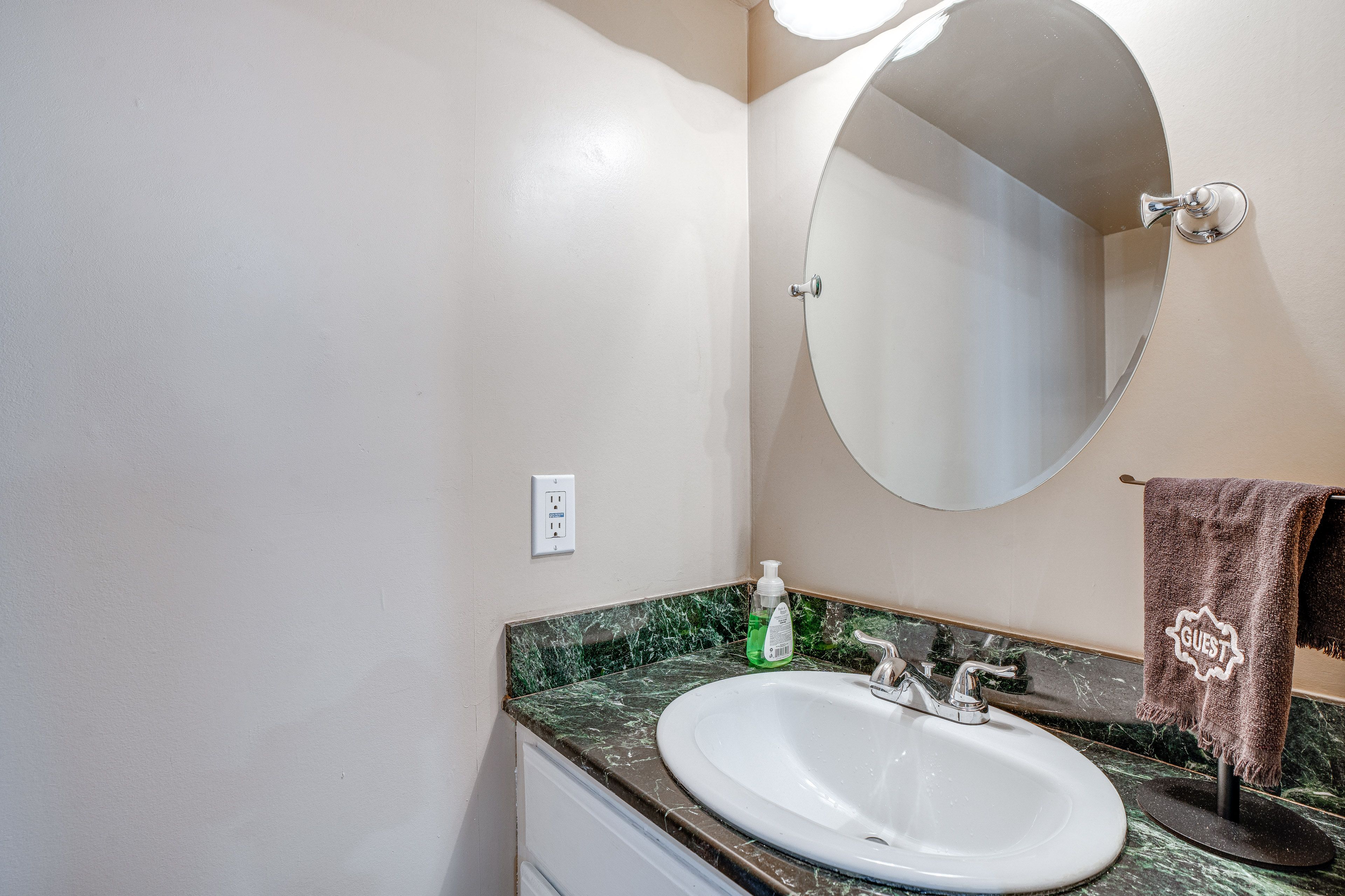 Half Bathroom | 1st Floor