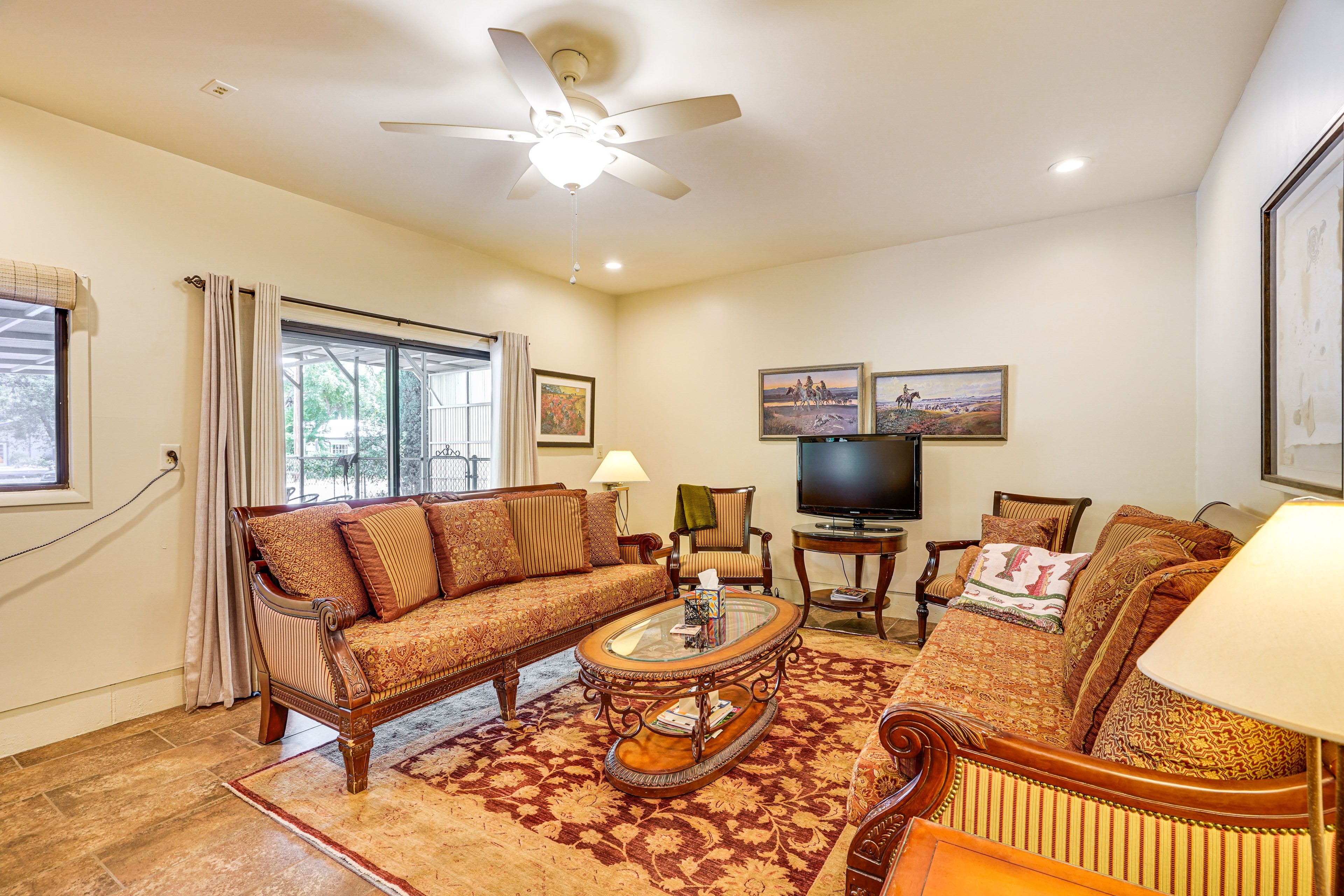 Living Room | Workstation | Books | Board Games | Single-Story Home
