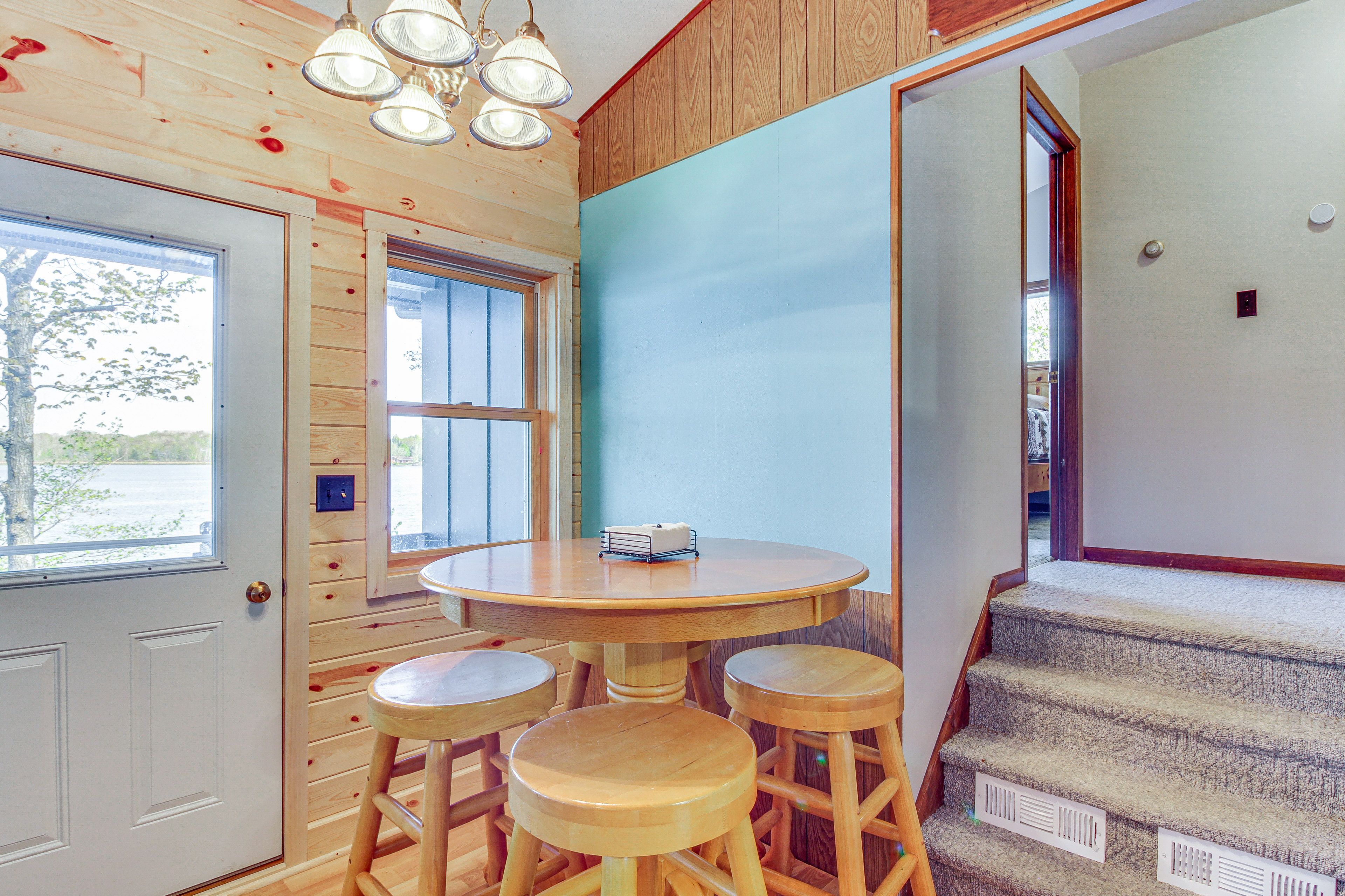 Dining Area | 1st Floor