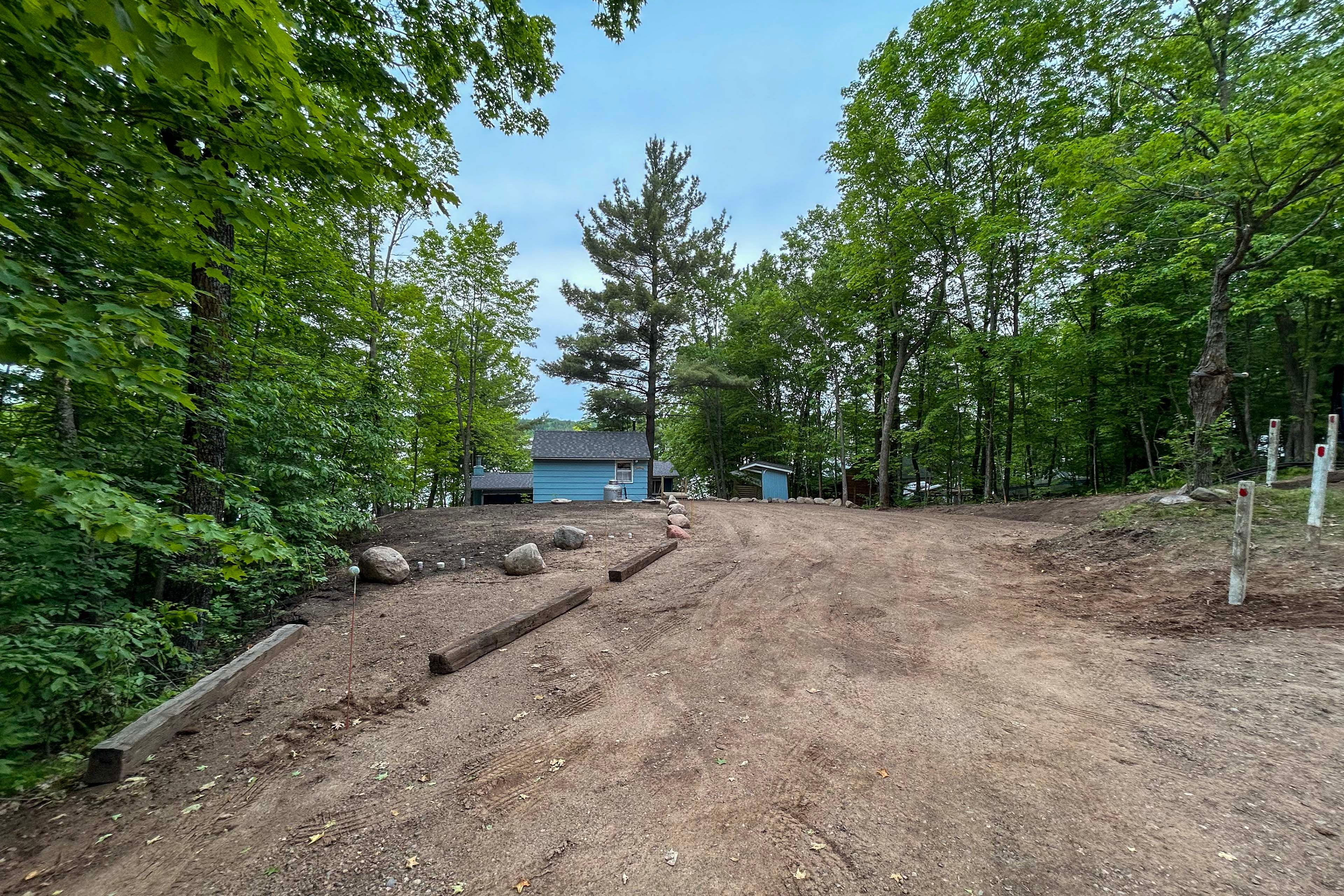 Parking | Gravel Driveway (5 Vehicles) | RV/Trailer Parking