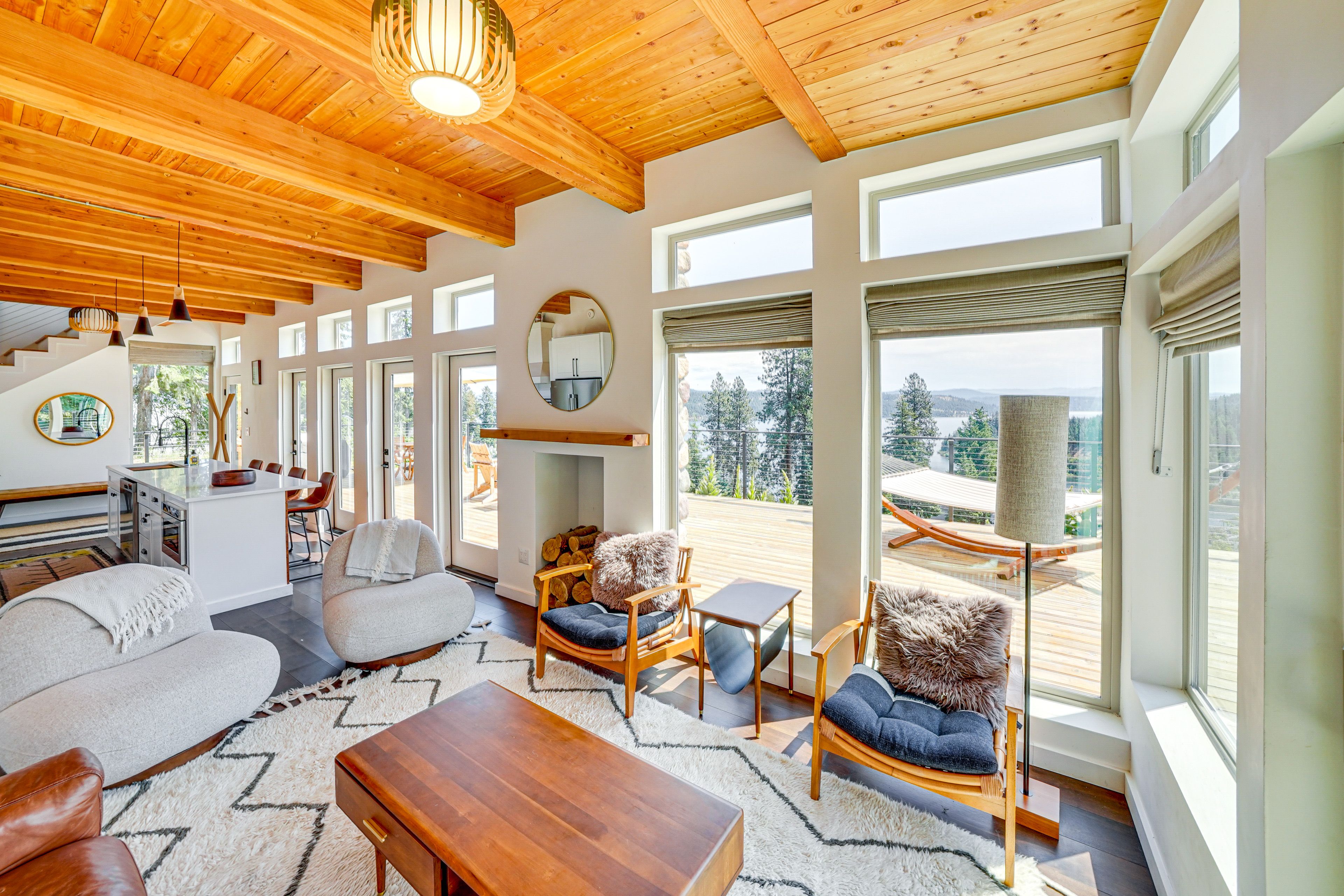 Worley Vacation Rental | 2BR | 2.5BA | 1,600 Sq Ft | Steps Required
