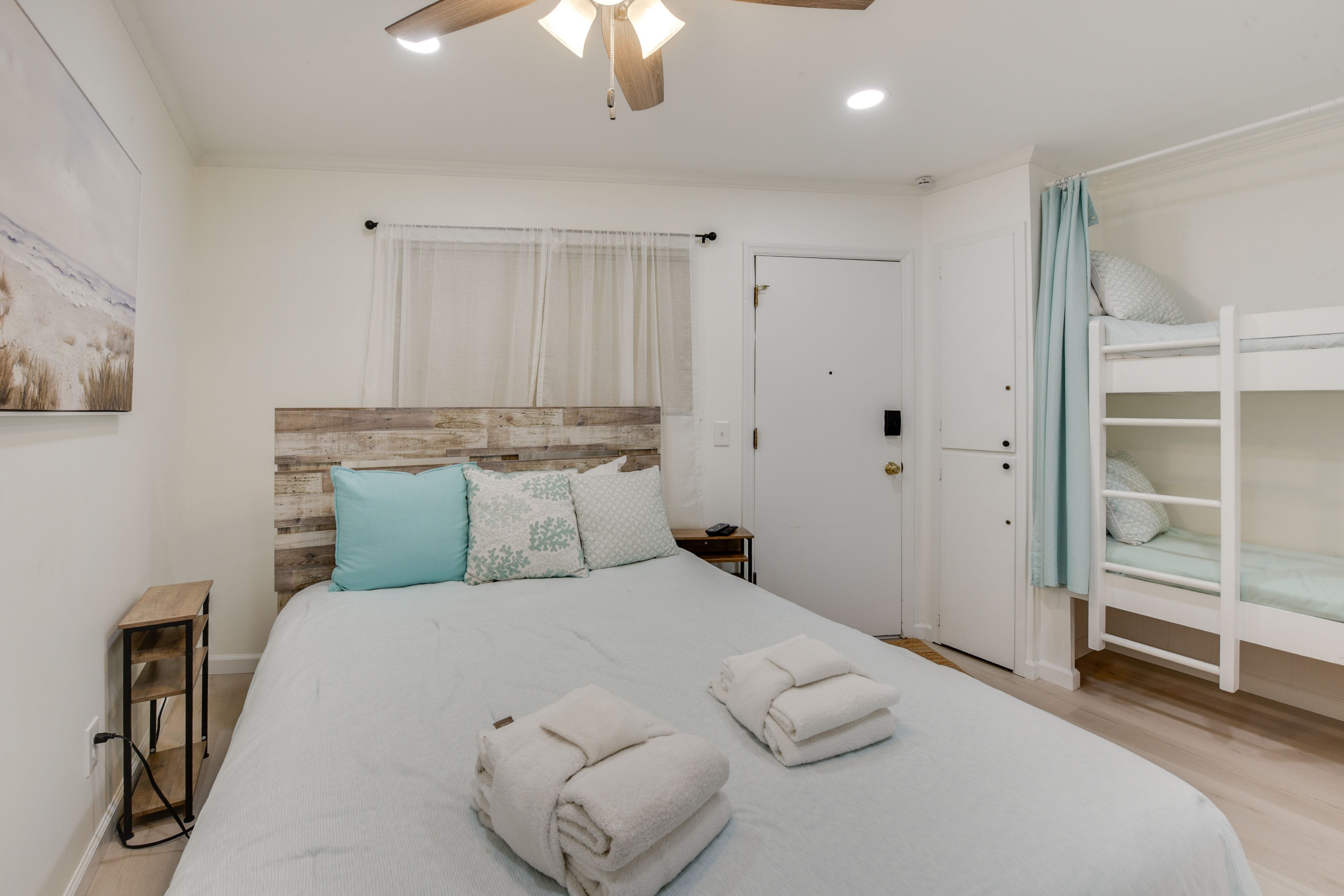 Bedroom | Queen Bed | Twin Bunk Bed | Linens Provided