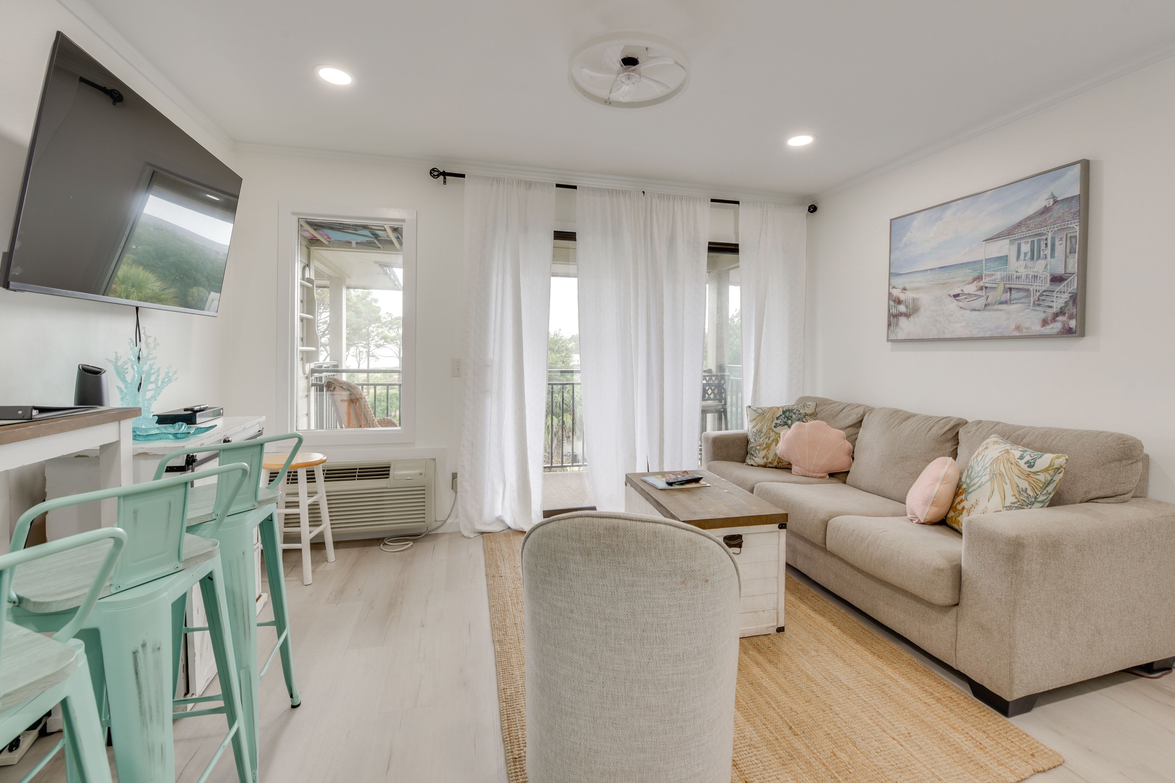 Living Area | Full Sleeper Sofa