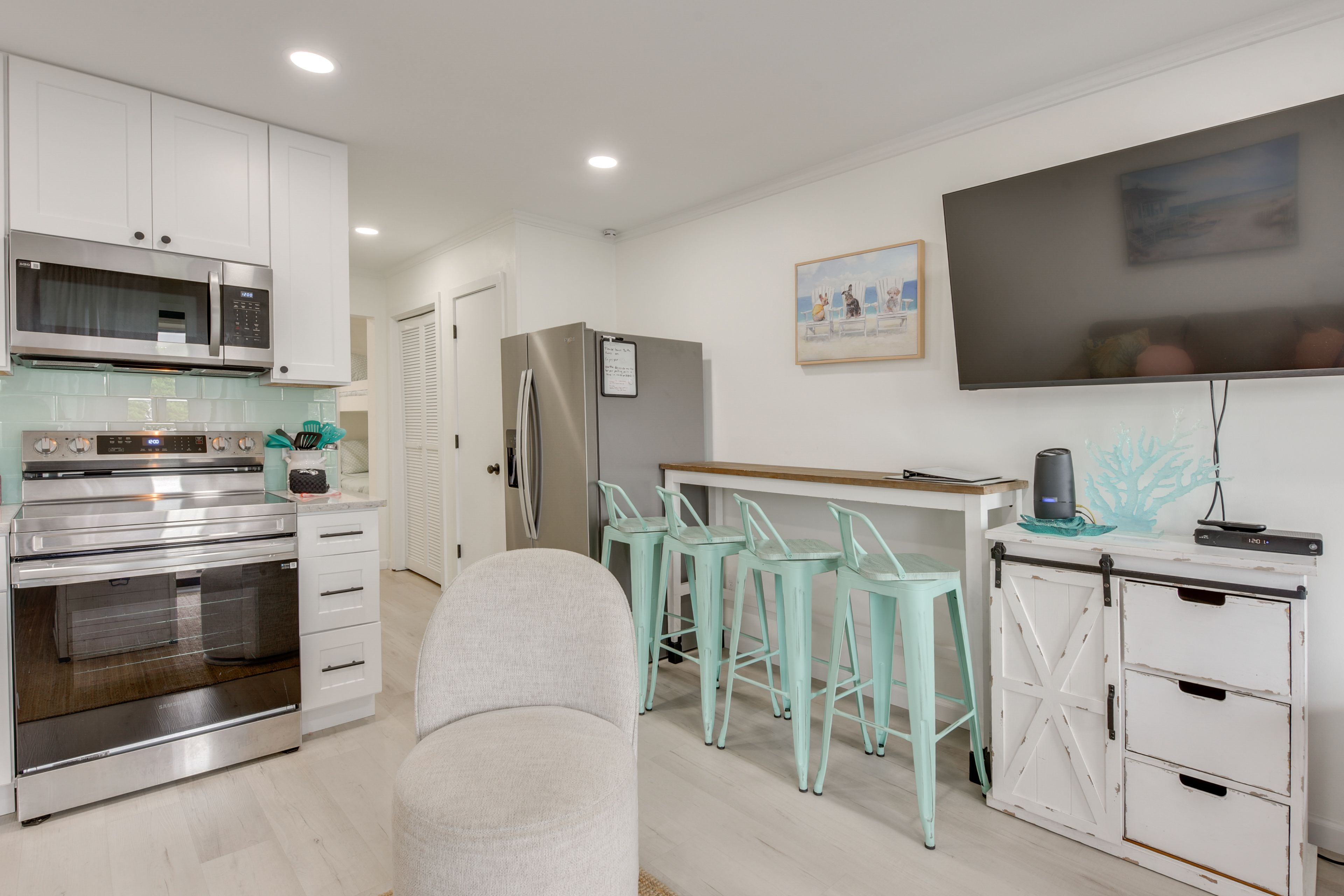 High-Top Dining Table | Dishes & Flatware Provided