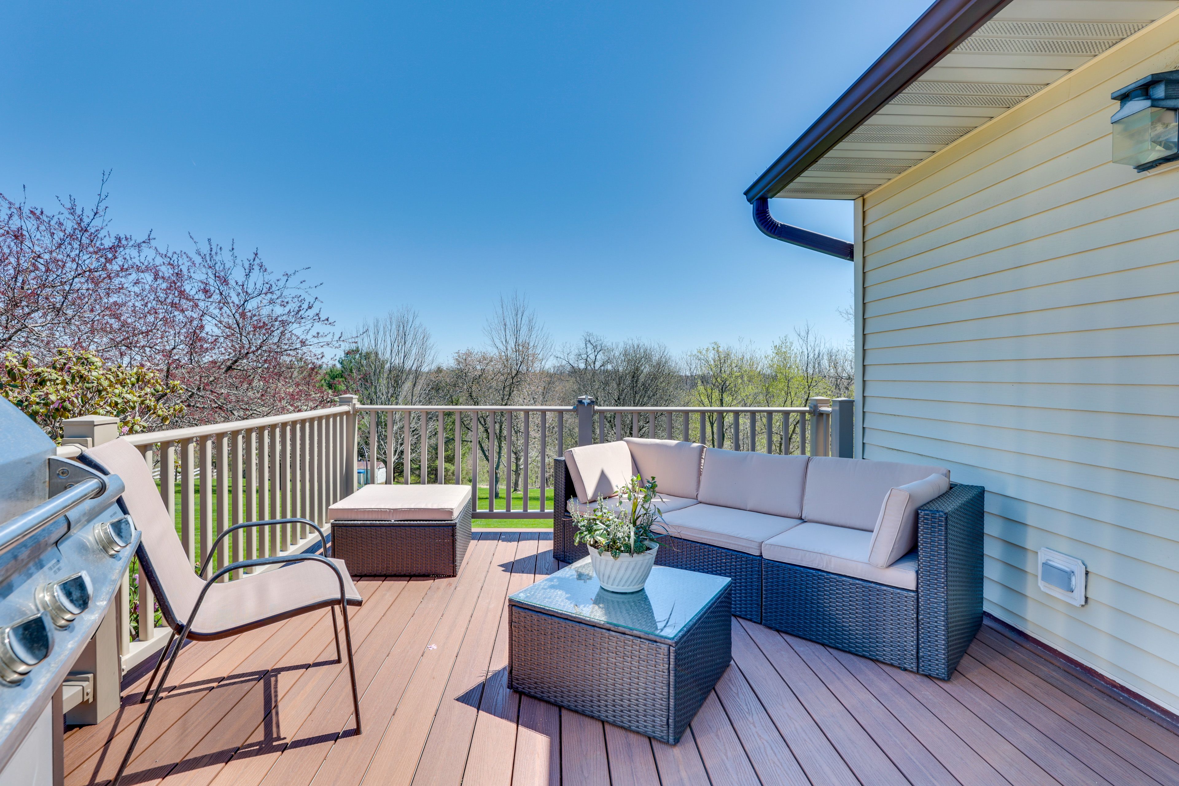Private Deck | Patio Furniture