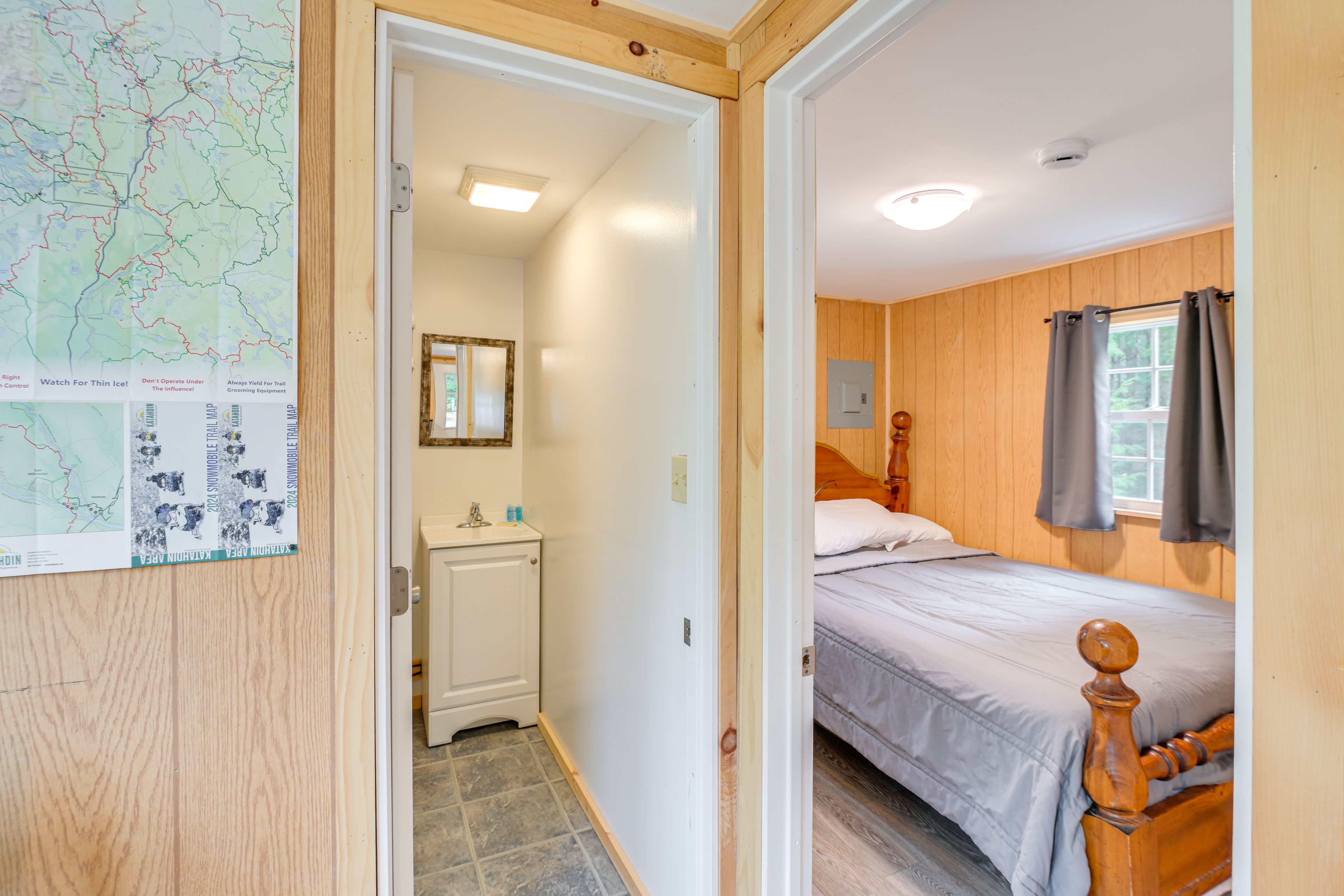 Full Bathroom | Towels Provided