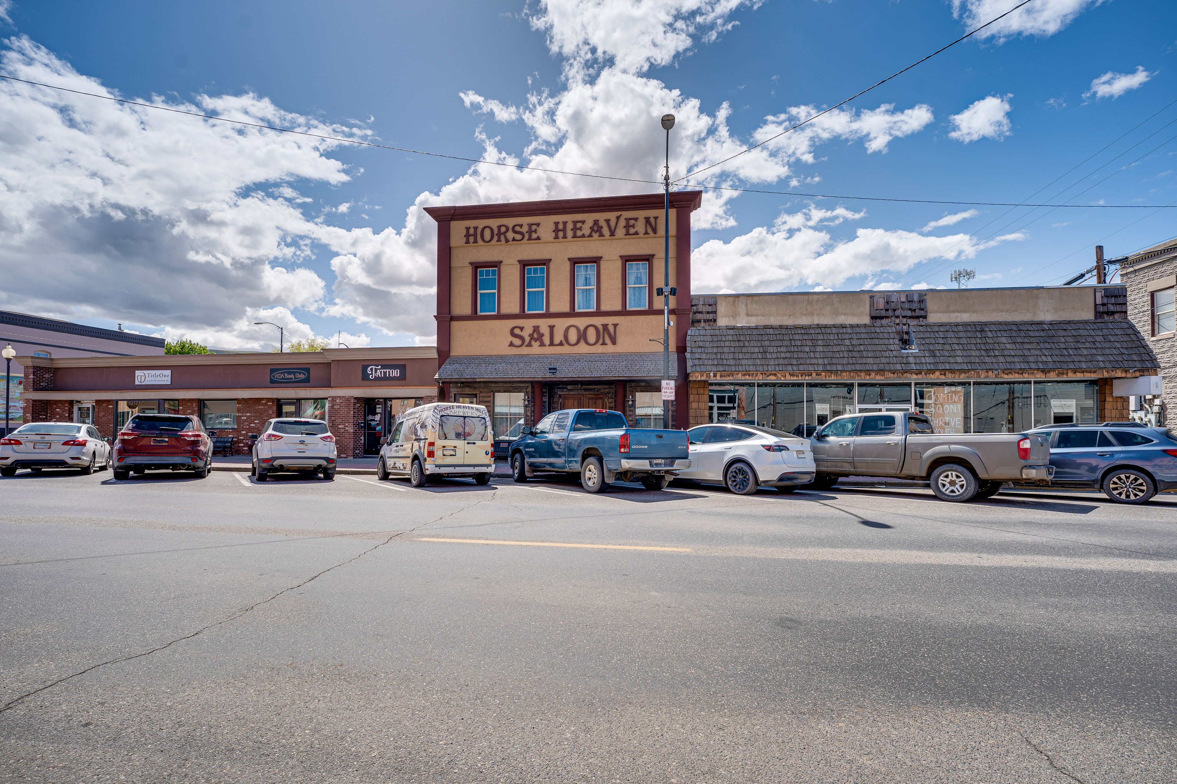 Free Street Parking (First-Come, First-Served)
