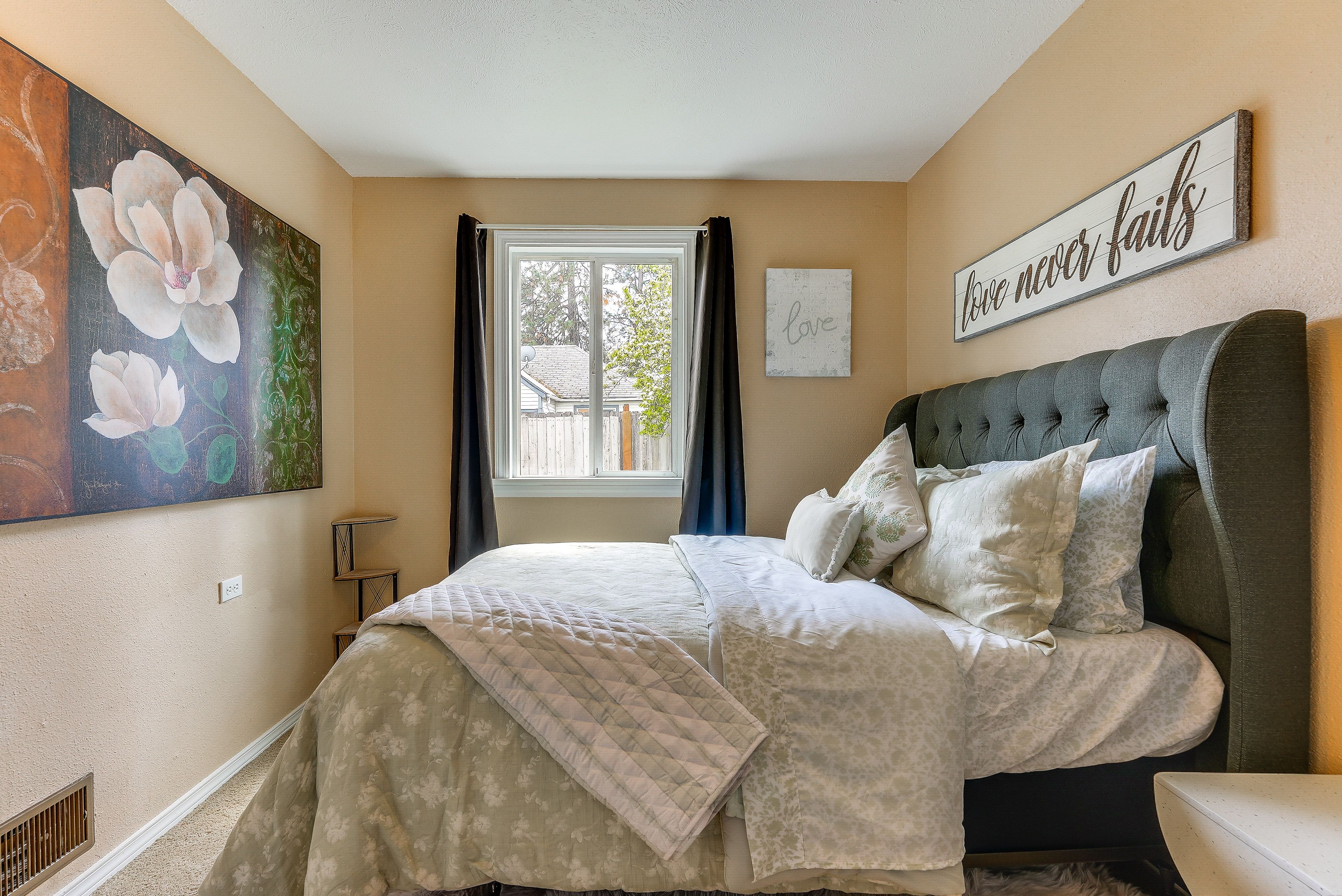 Bedroom 2 | Full Bed | 2nd Floor