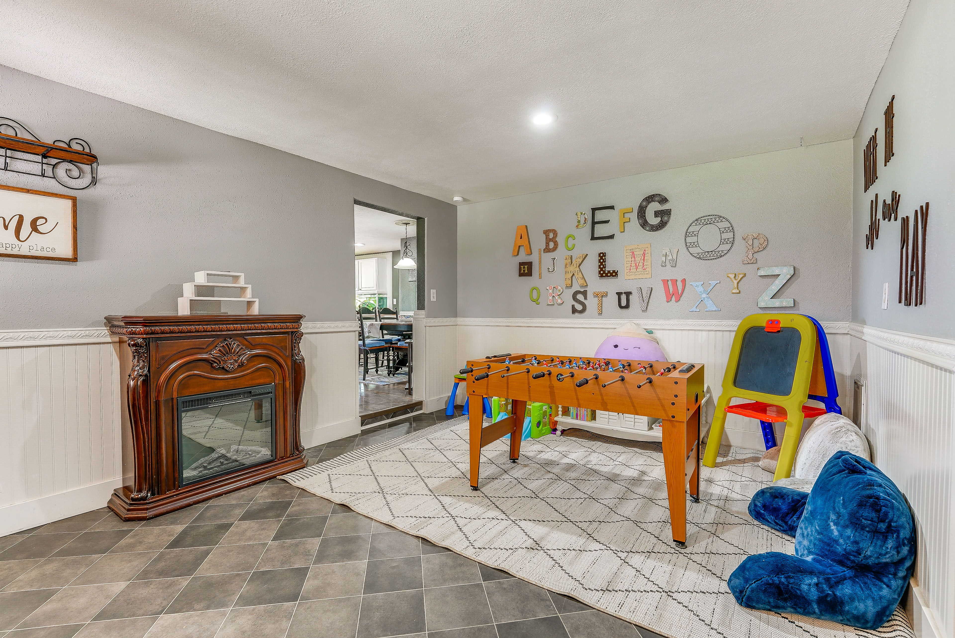 Family Room | Foosball Table | Children's Toys/Books | 2nd Floor