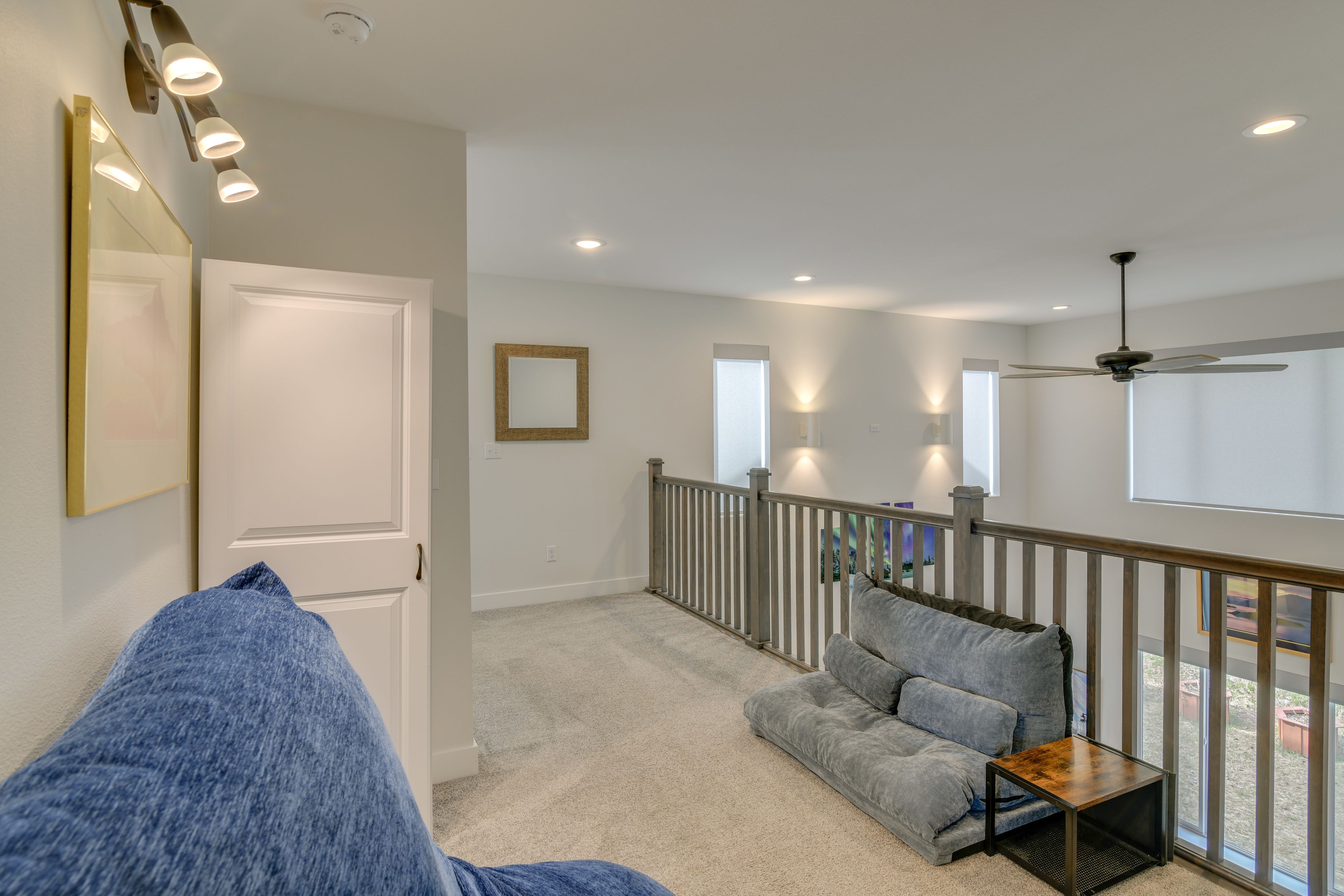 Sitting Area | 2nd Floor
