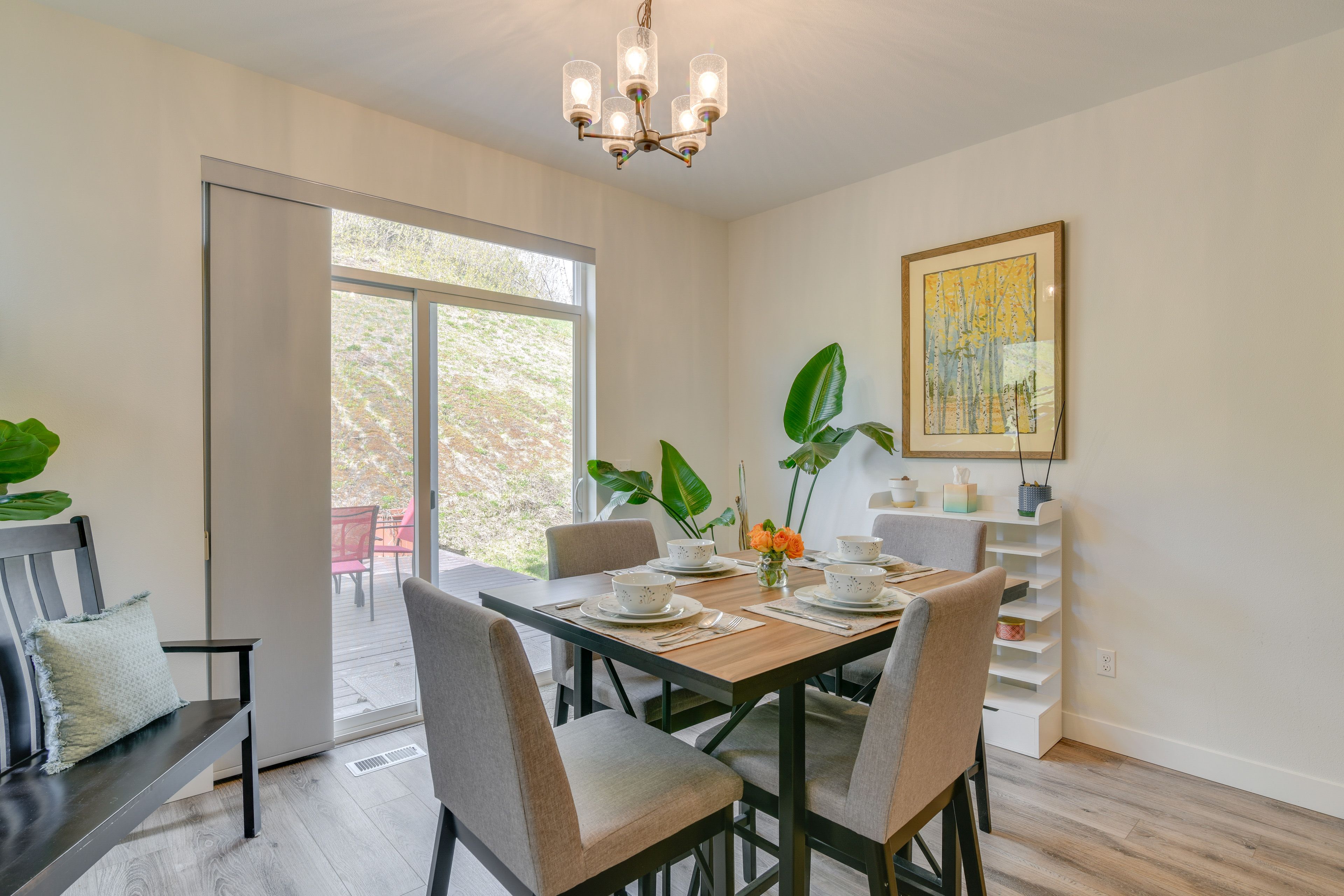 Dining Area | 1st Floor