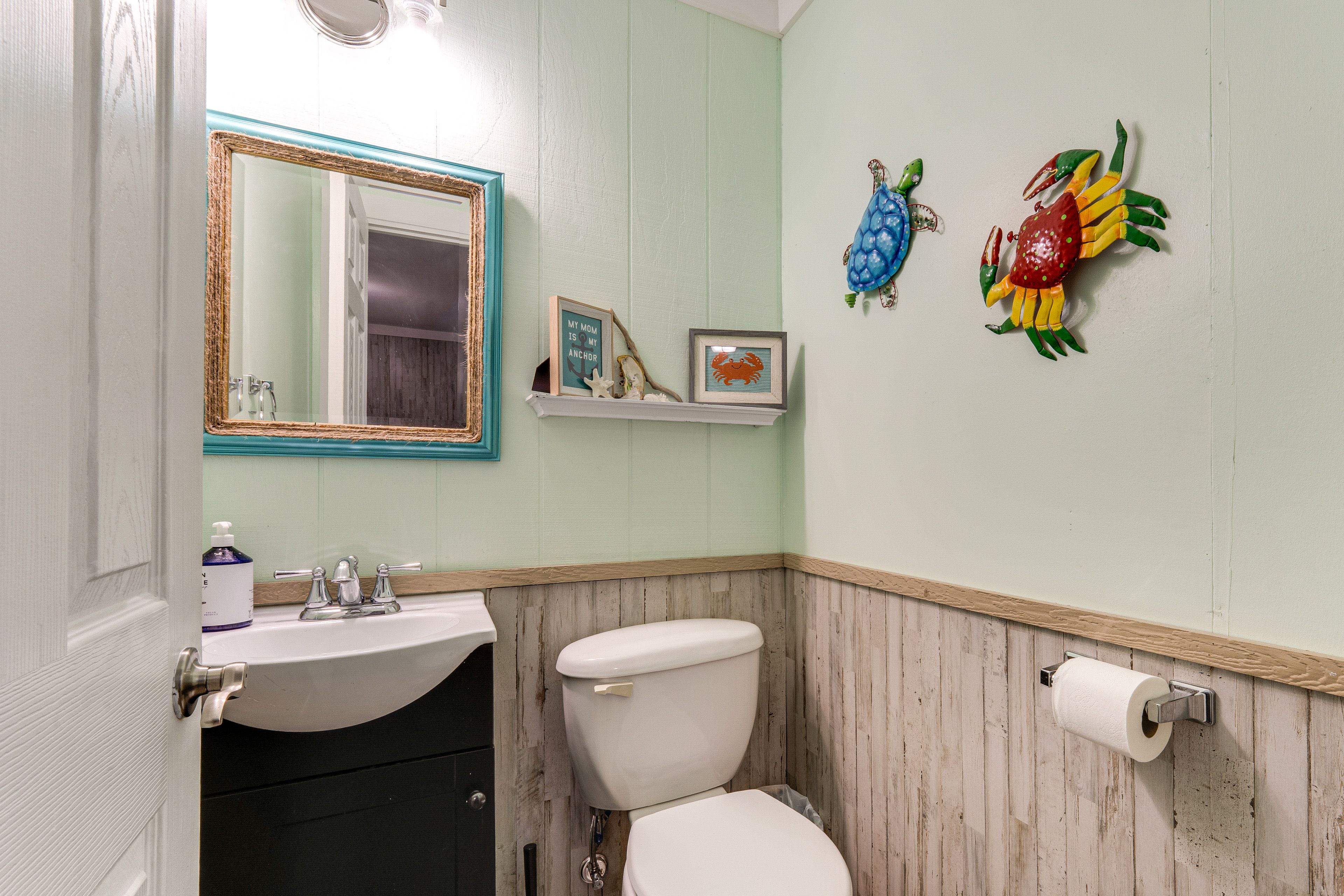 En-Suite Half Bathroom
