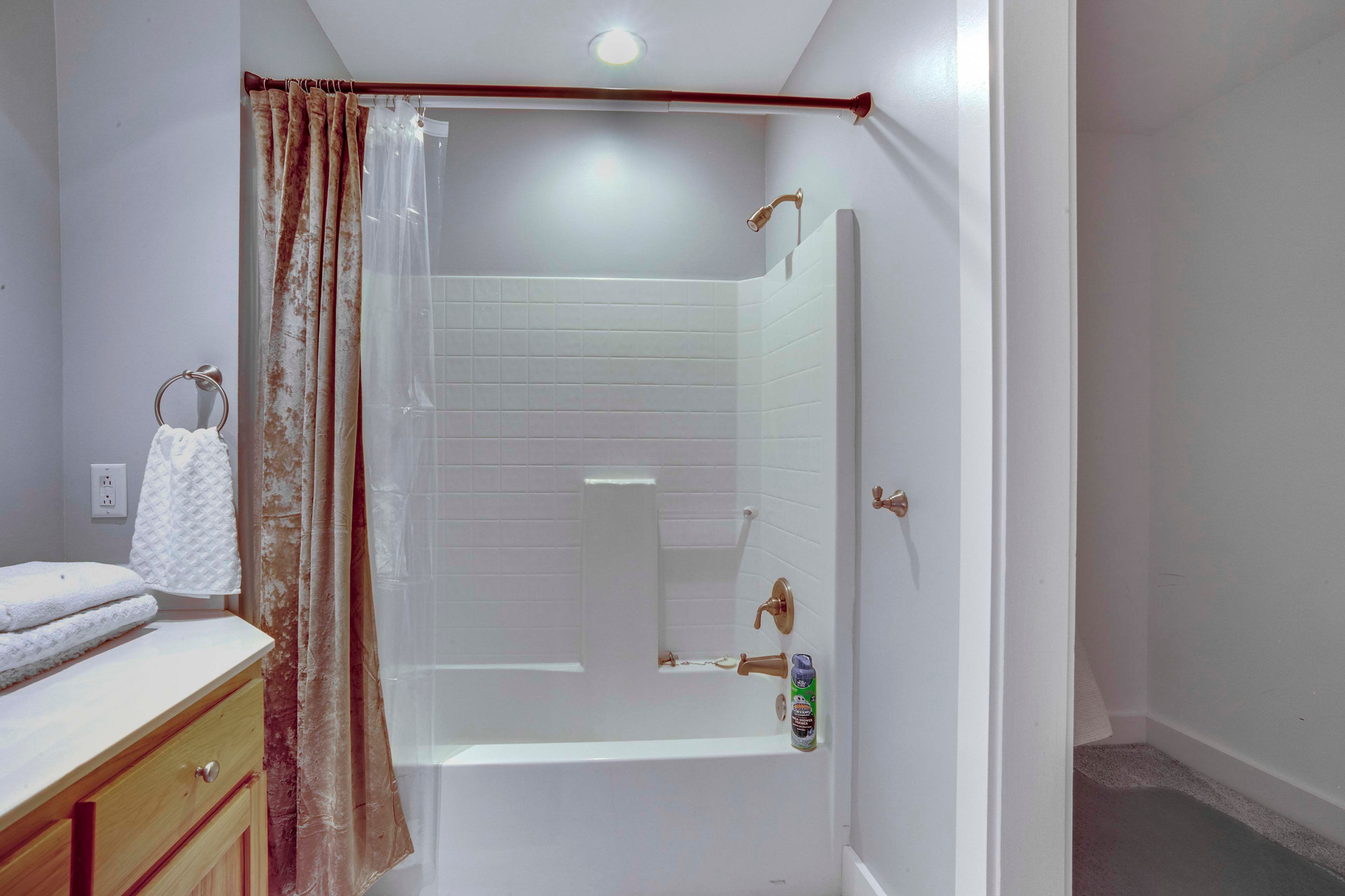 En-Suite Bathroom
