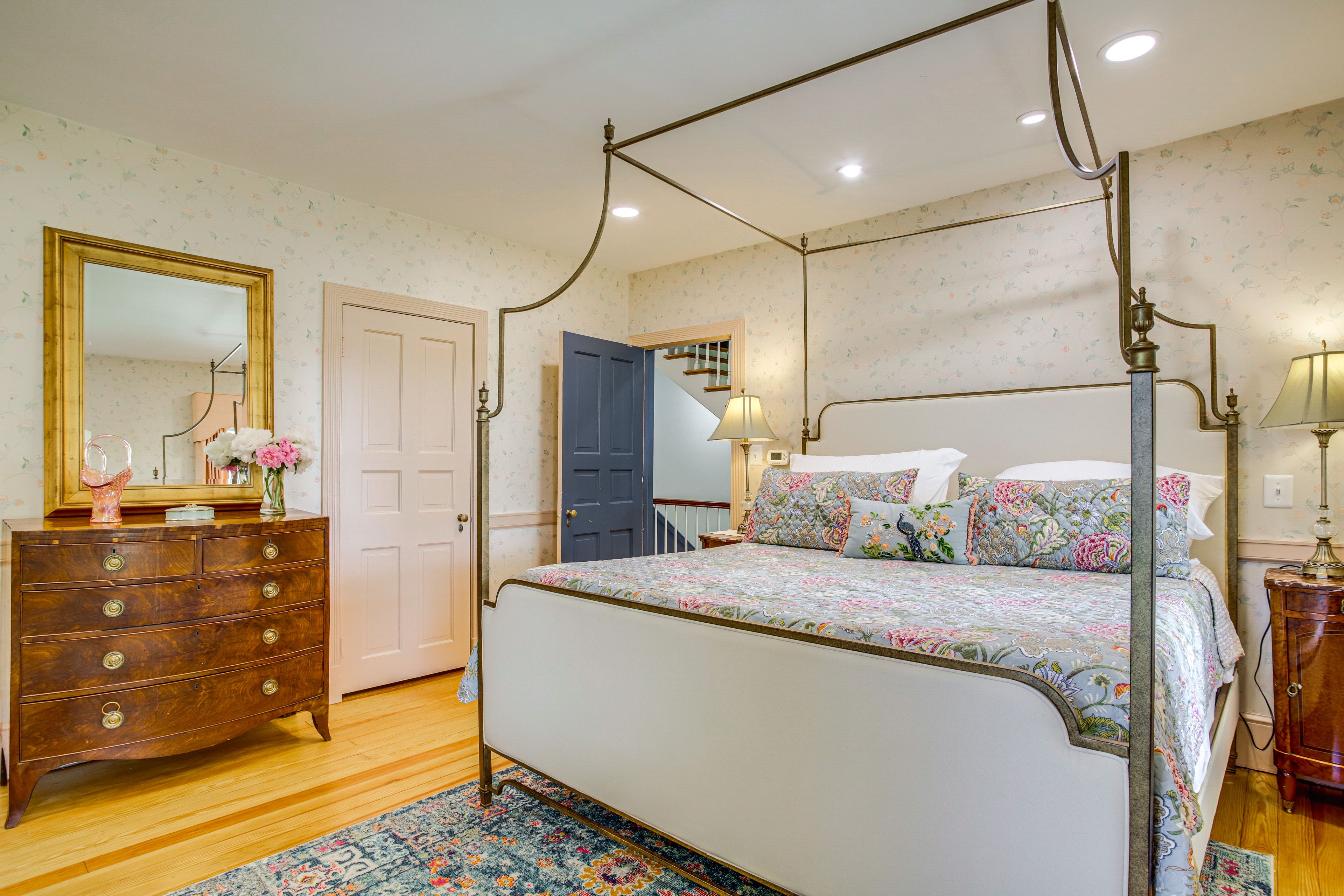 Bedroom 3 | 2nd Floor | King Bed | Twin Daybed