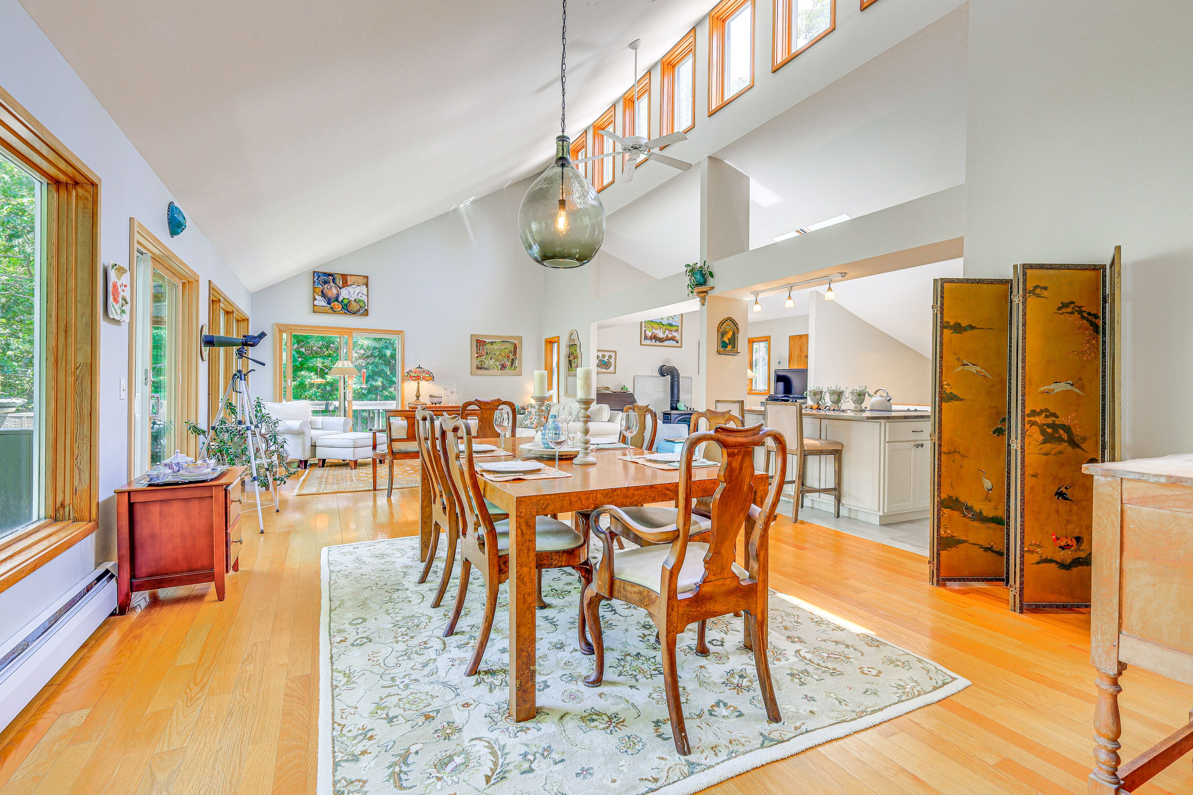 Dining Area | 2nd Floor | Dishware & Flatware Provided