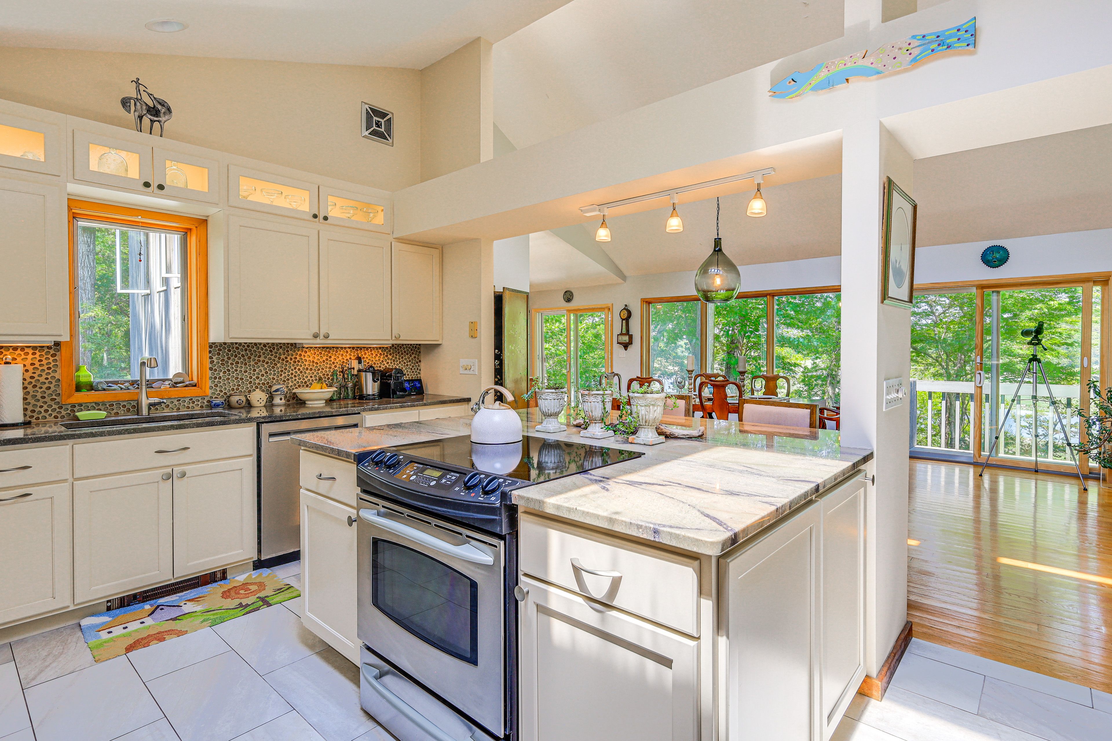 Kitchen | 2nd Floor | Nespresso & Drip Coffee Makers | Cooking Basics