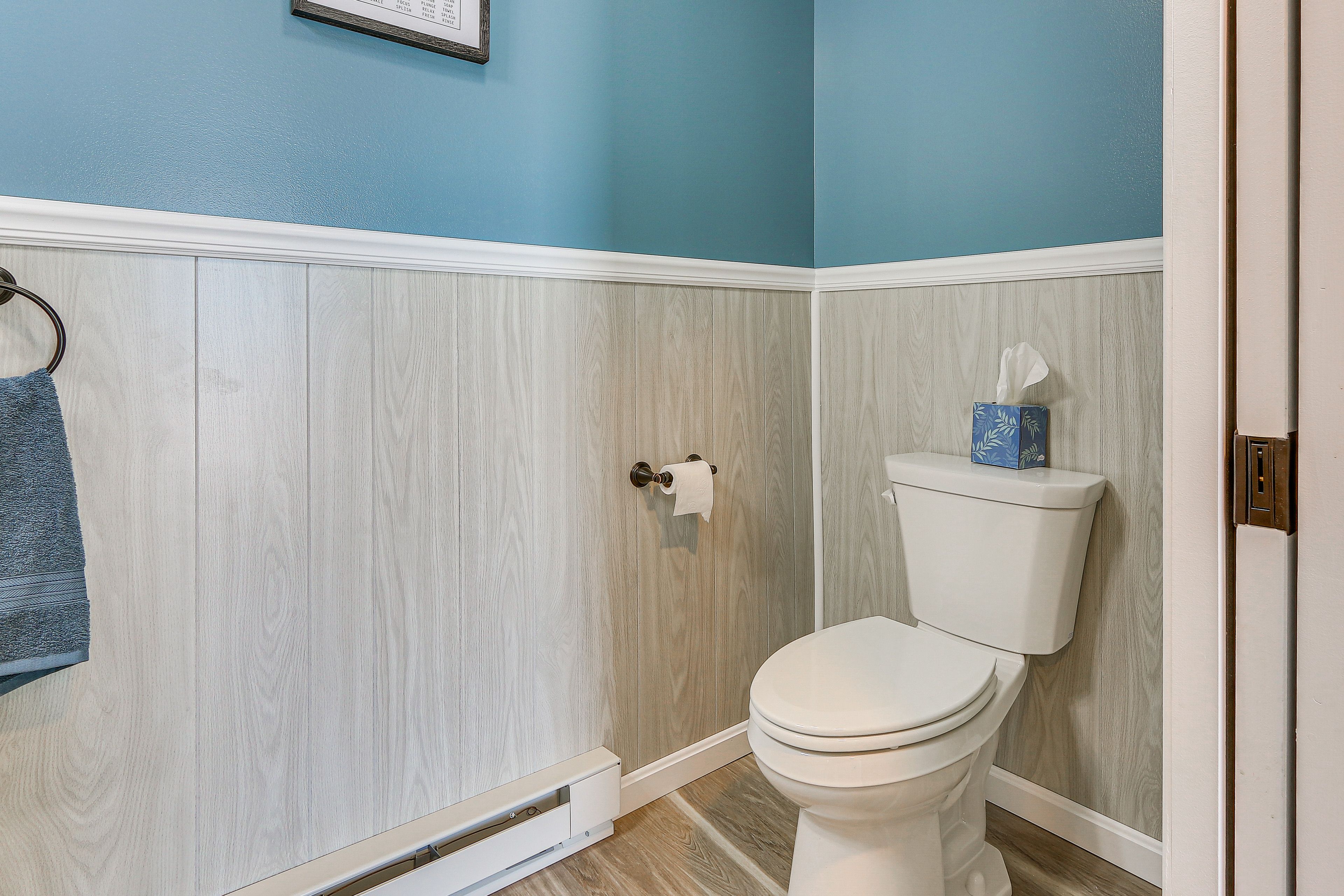 Half Bathroom | 1st Floor