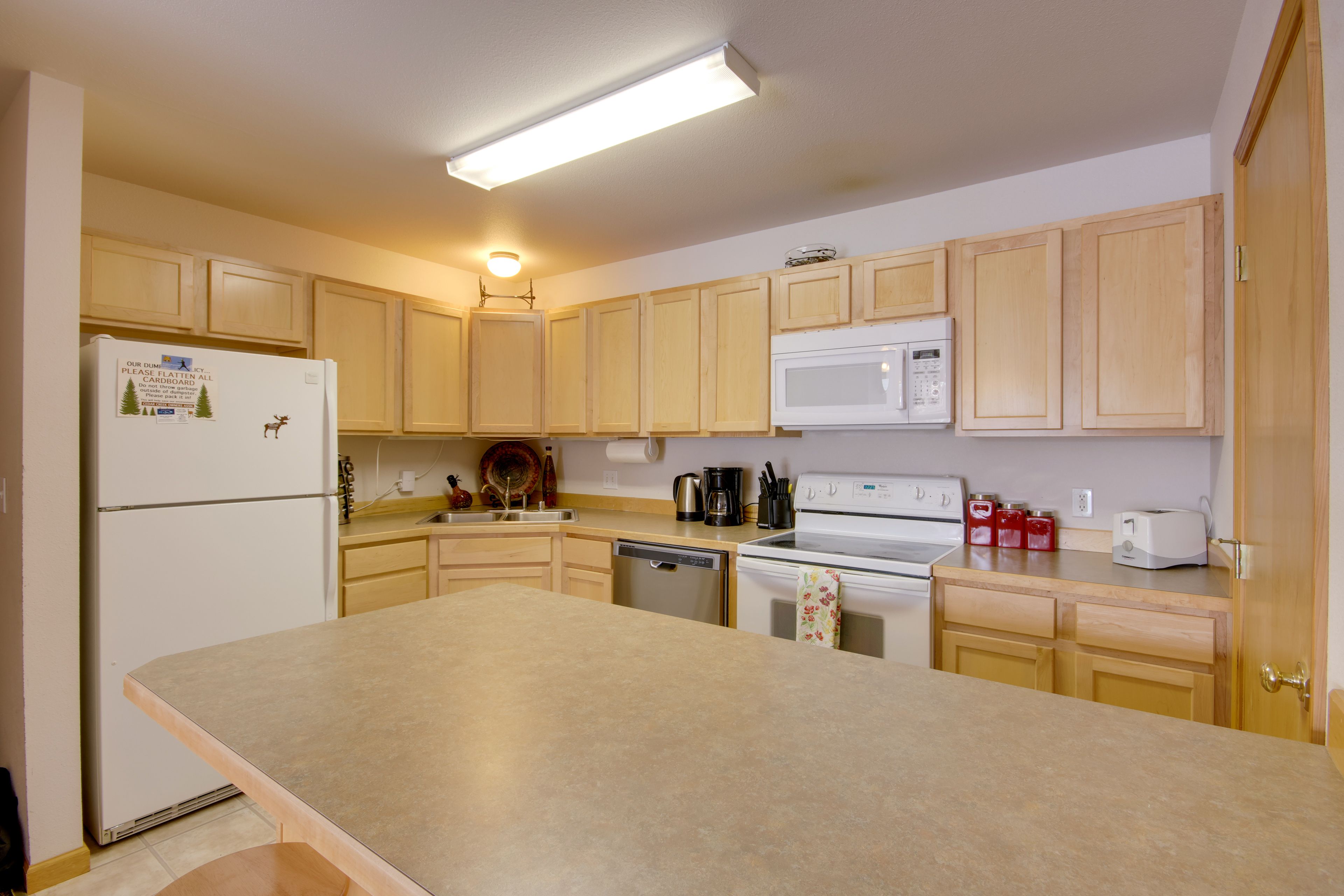 Kitchen | Cooking Basics & Spices | Toaster | Drip Coffee Maker