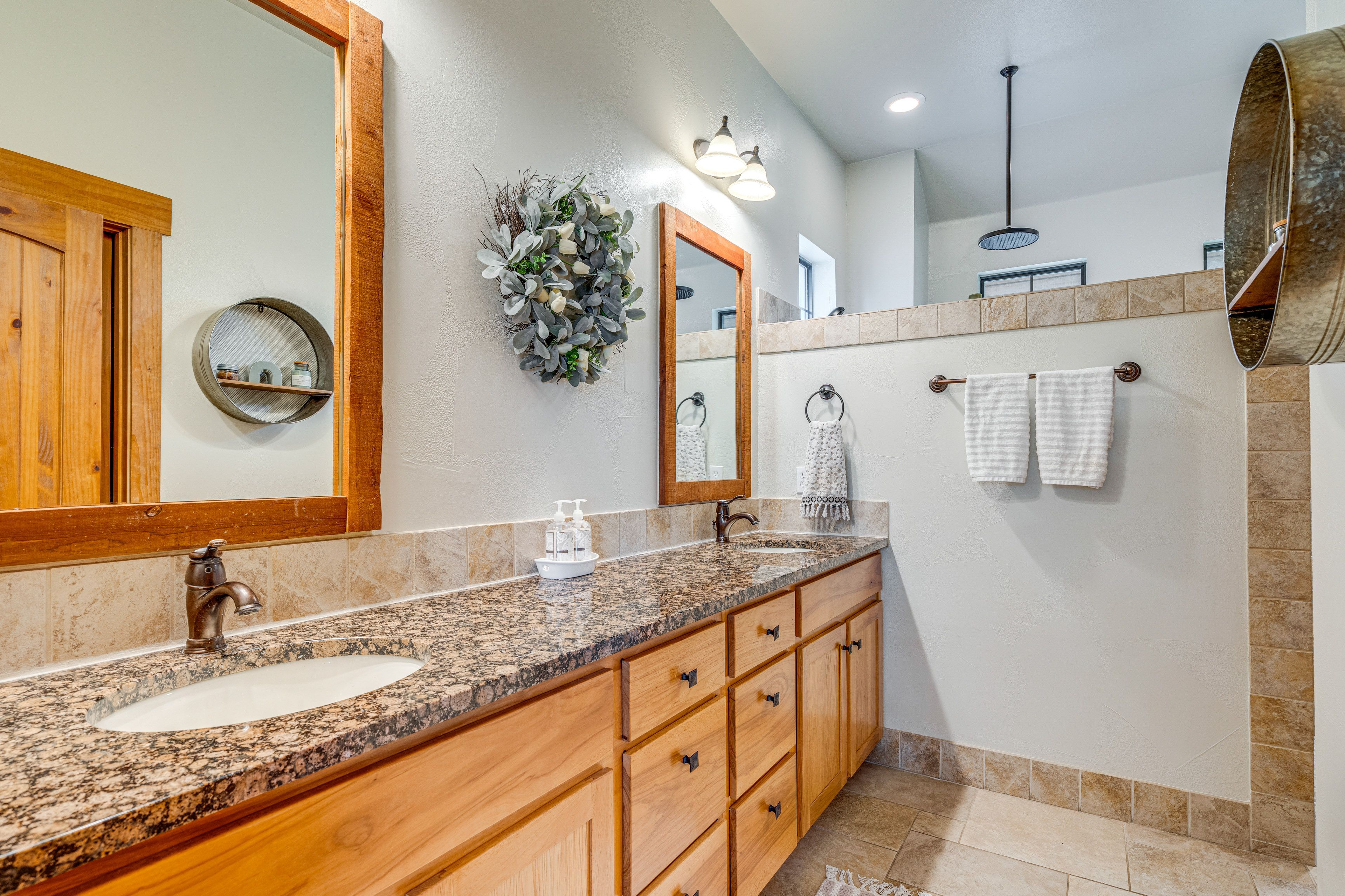 En-Suite Bathroom | Rainfall Shower | Bidet Toilet | Towels Provided