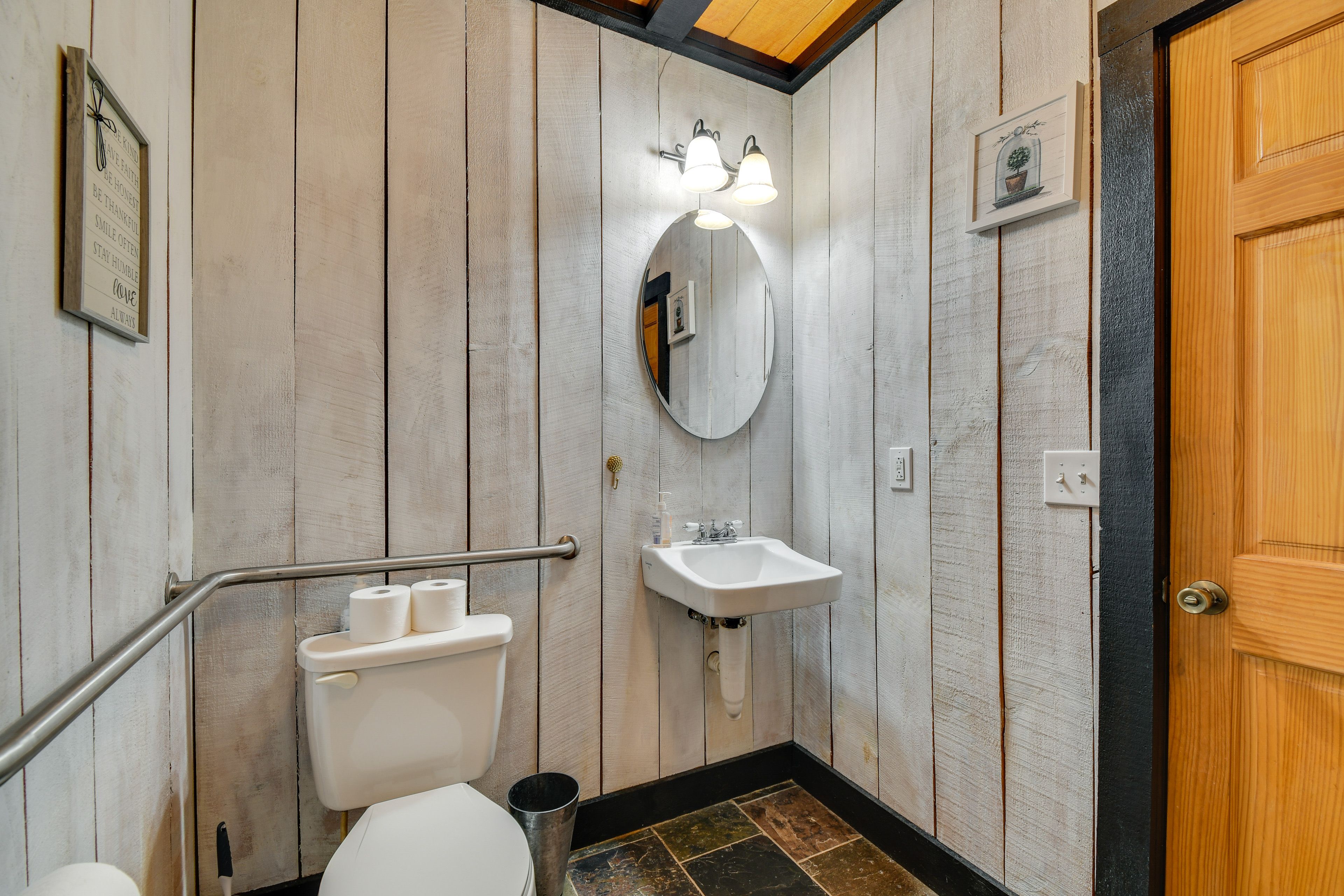 Half Bathroom | Complimentary Toiletries
