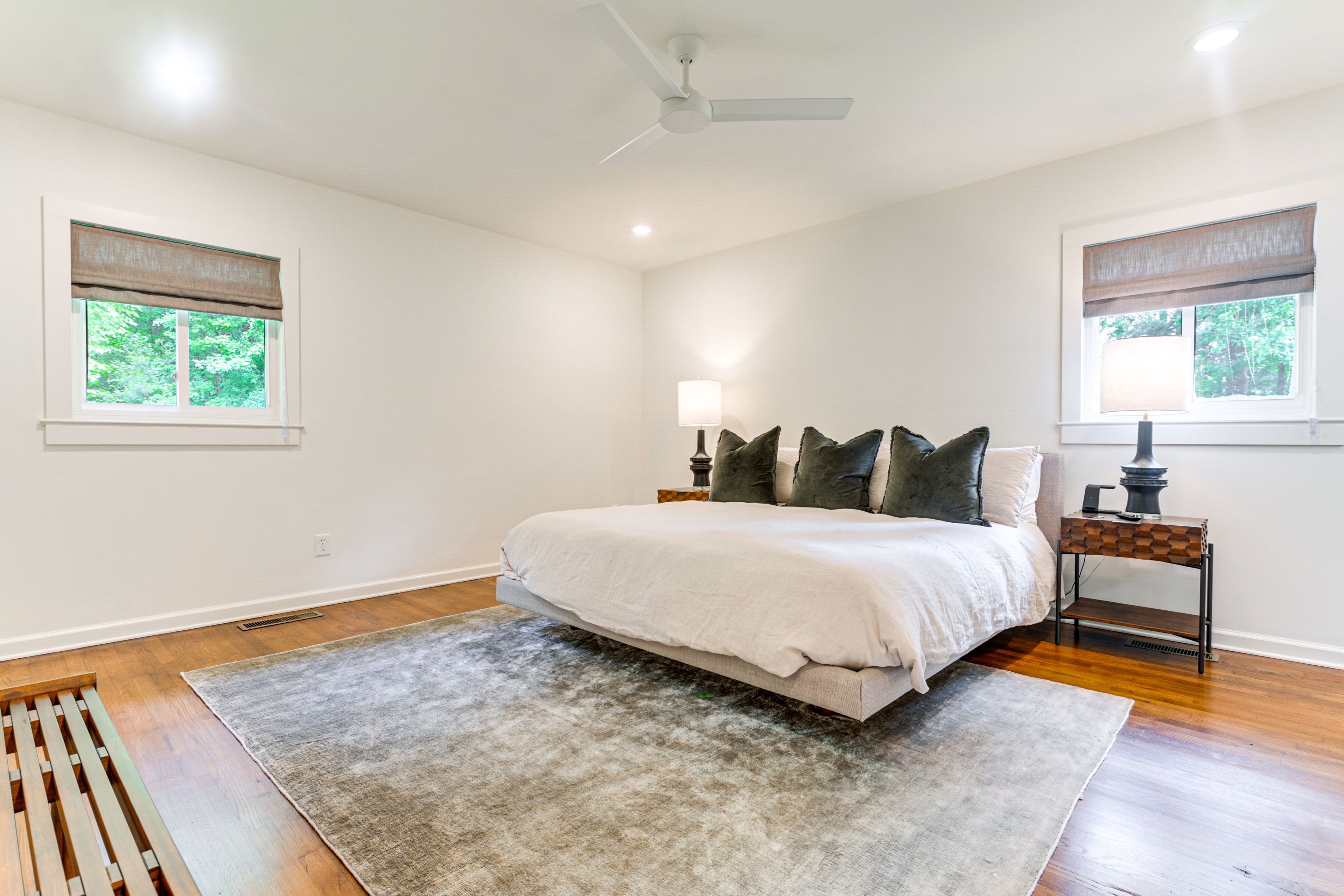 Bedroom 1 | King Bed | En-Suite Bathroom