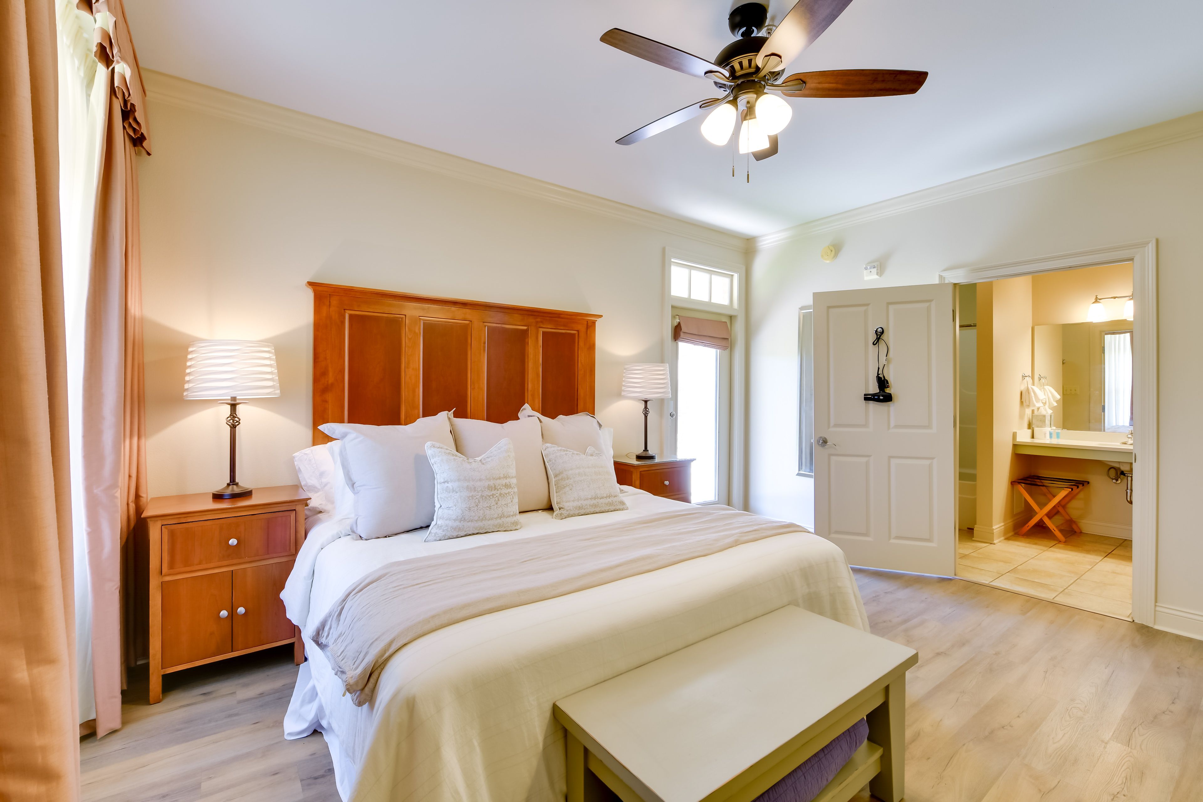 Bedroom 1 | King Bed | Linens Provided | 1st Floor