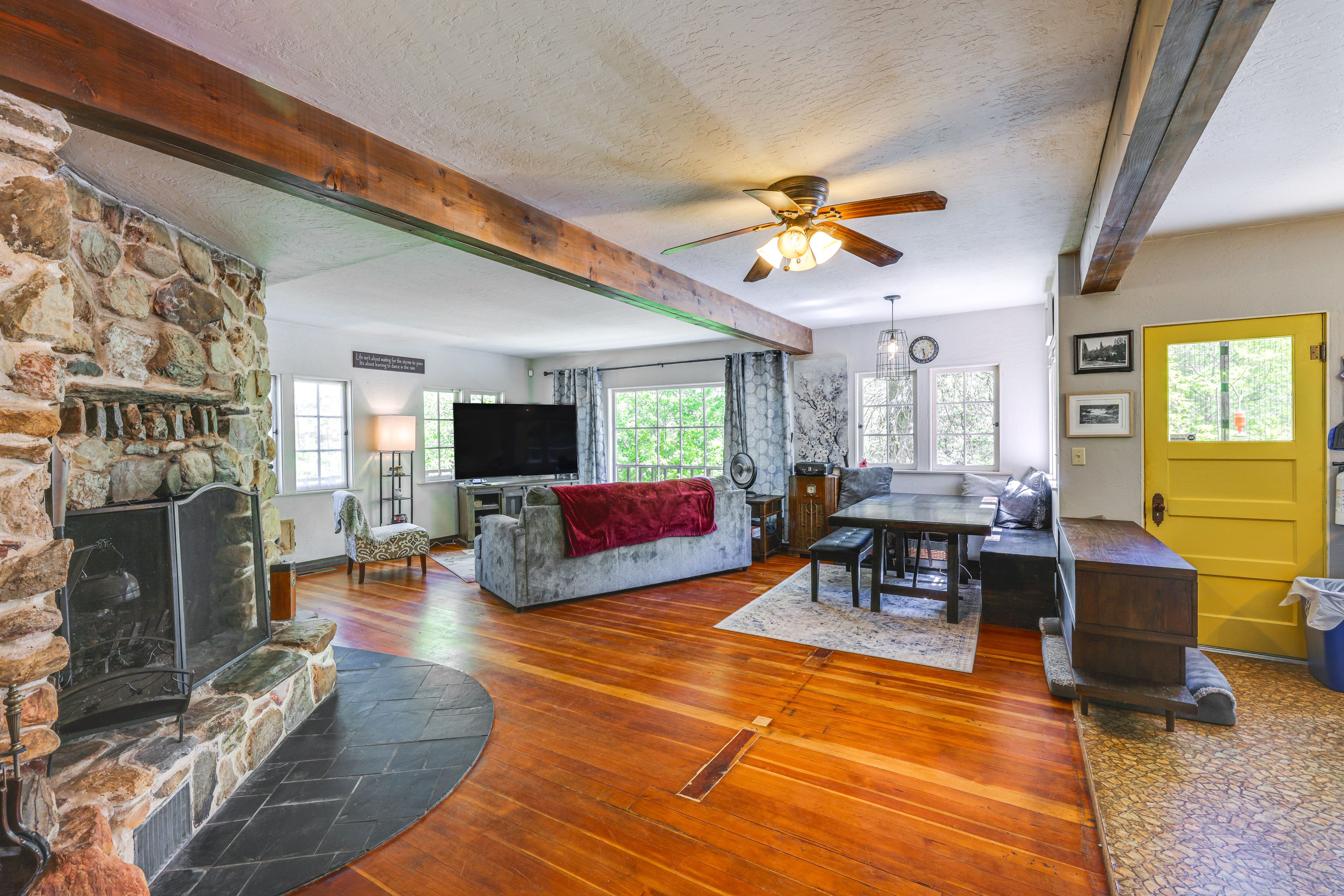 Living Room & Dining Area | Wood-Burning Fireplace | Self Check-In