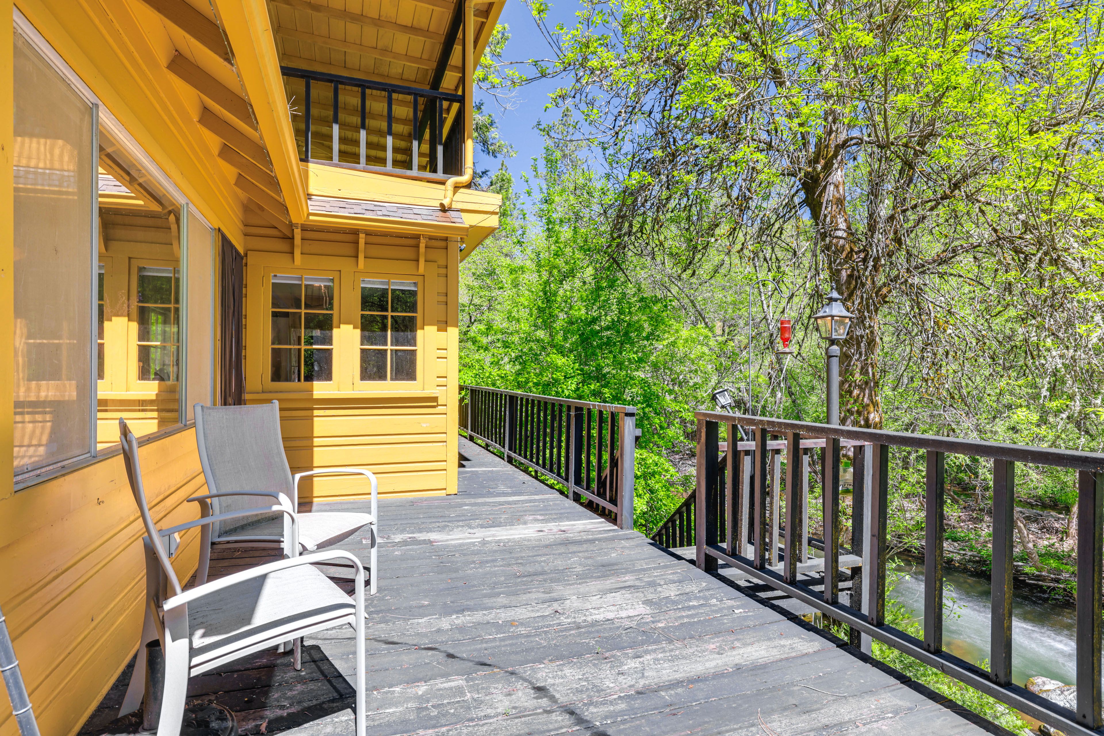 Outdoor Seating