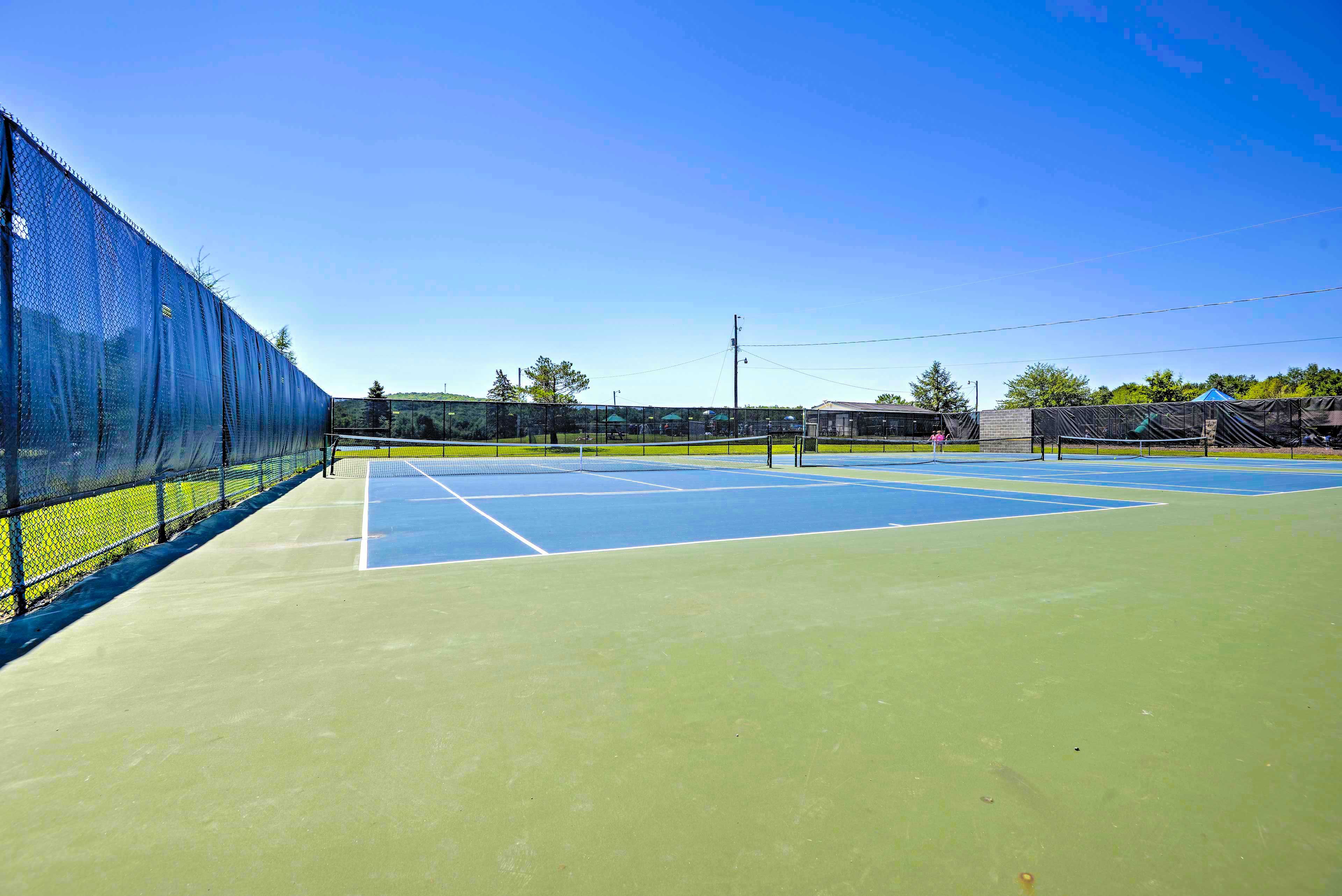 Community Pickleball Courts