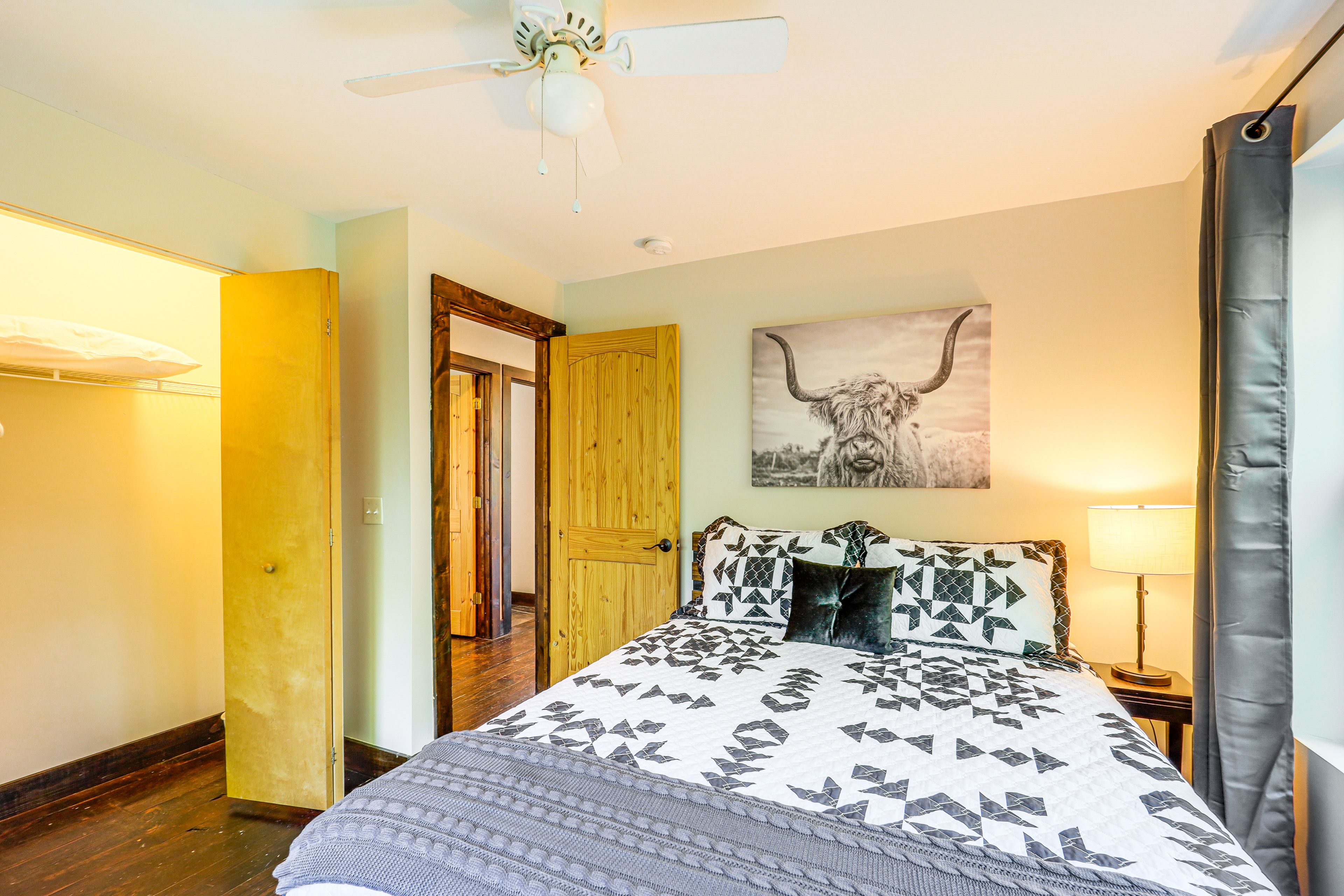 Bedroom 2 | Queen Bed | Linens Provided | Main Level