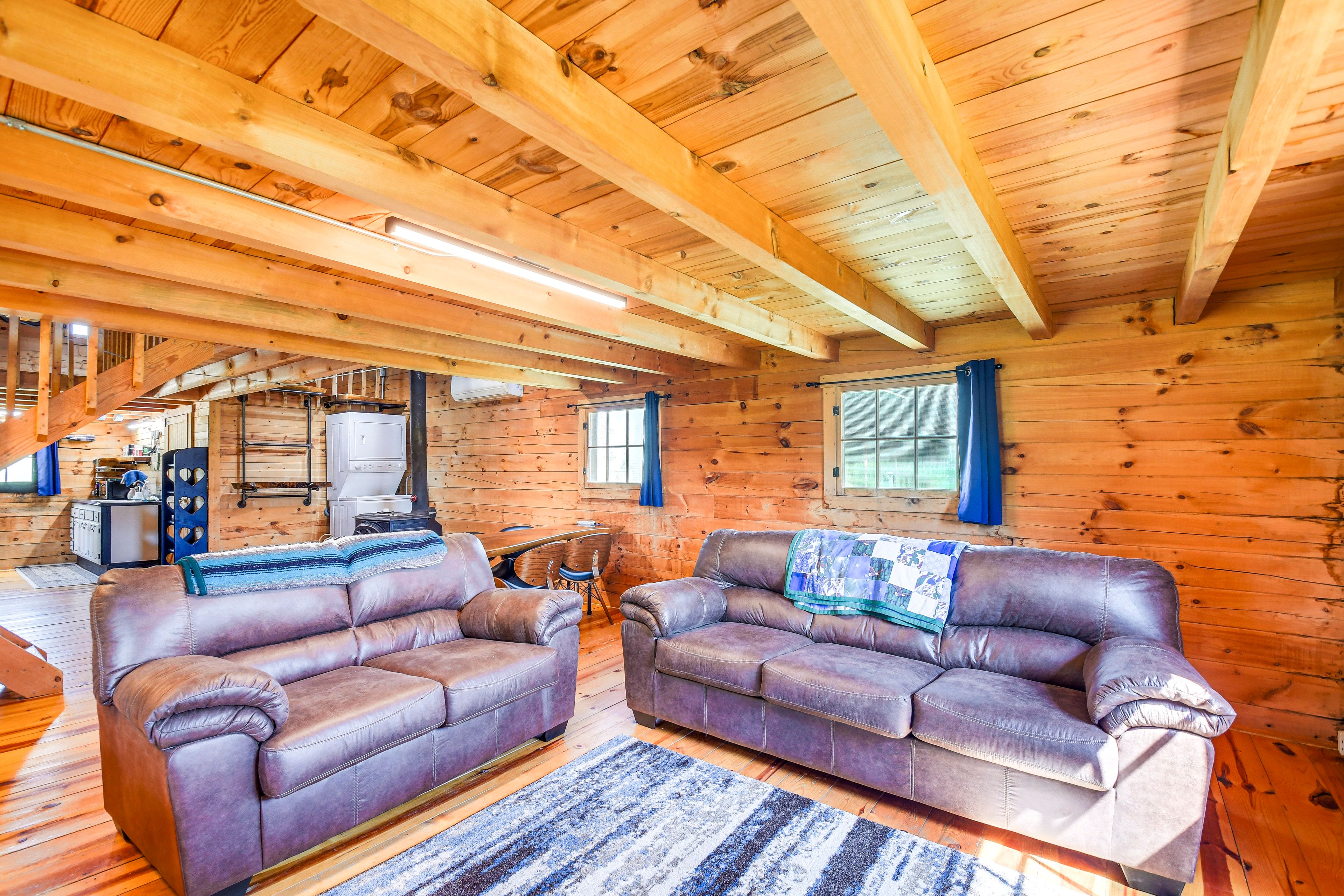 Studio | Living Room | Sleeper Sofa | 1st Floor