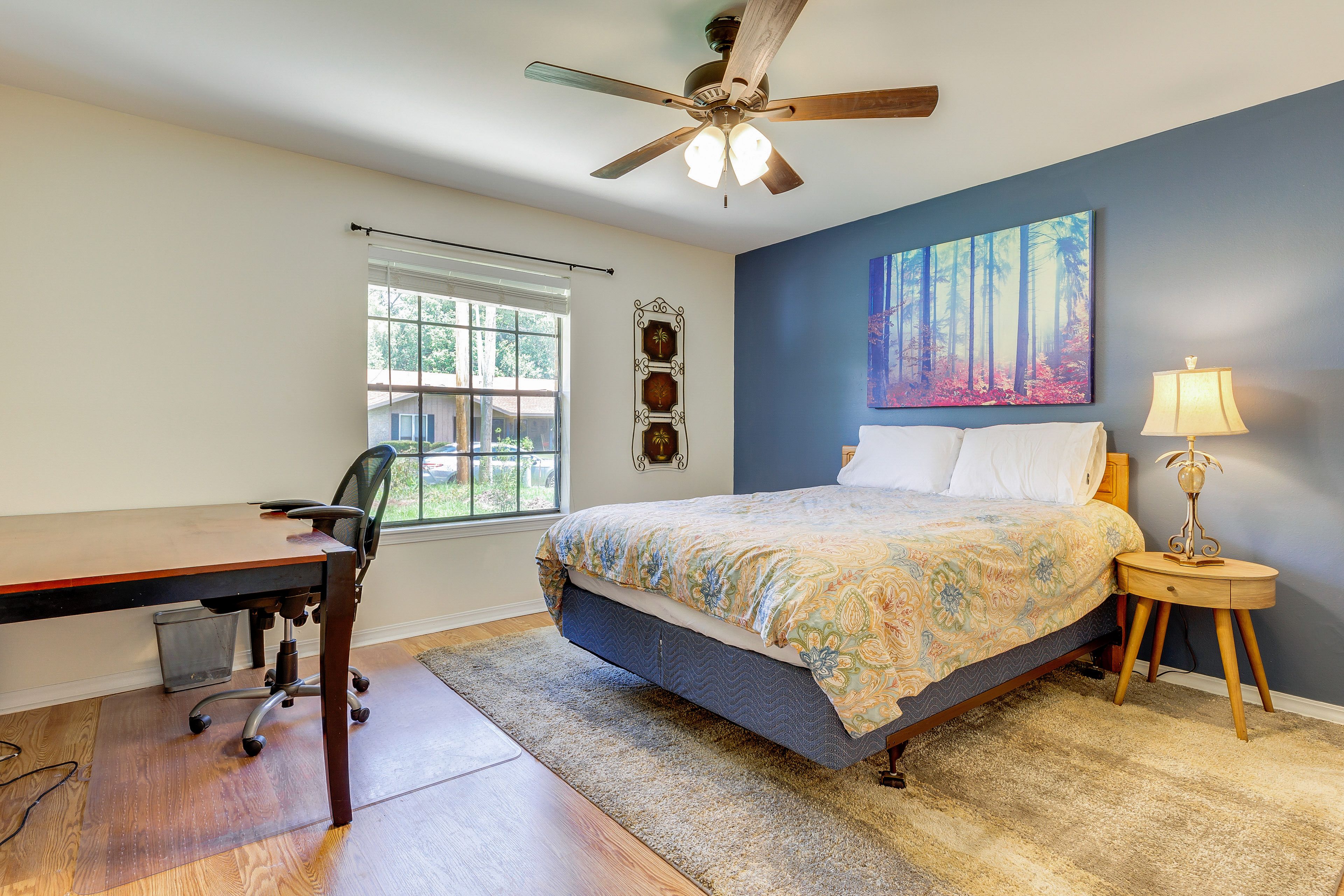 Bedroom 1 | Queen Bed | Laptop-Friendly Workspace