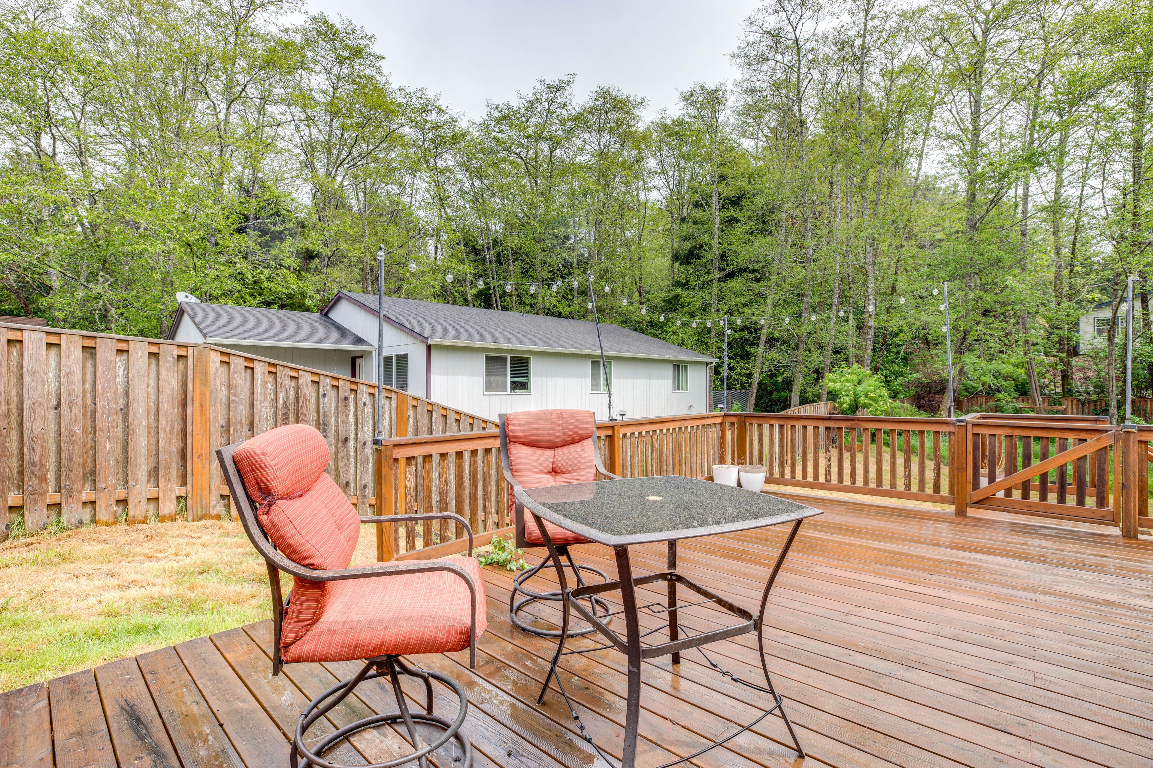 Outdoor Dining Area